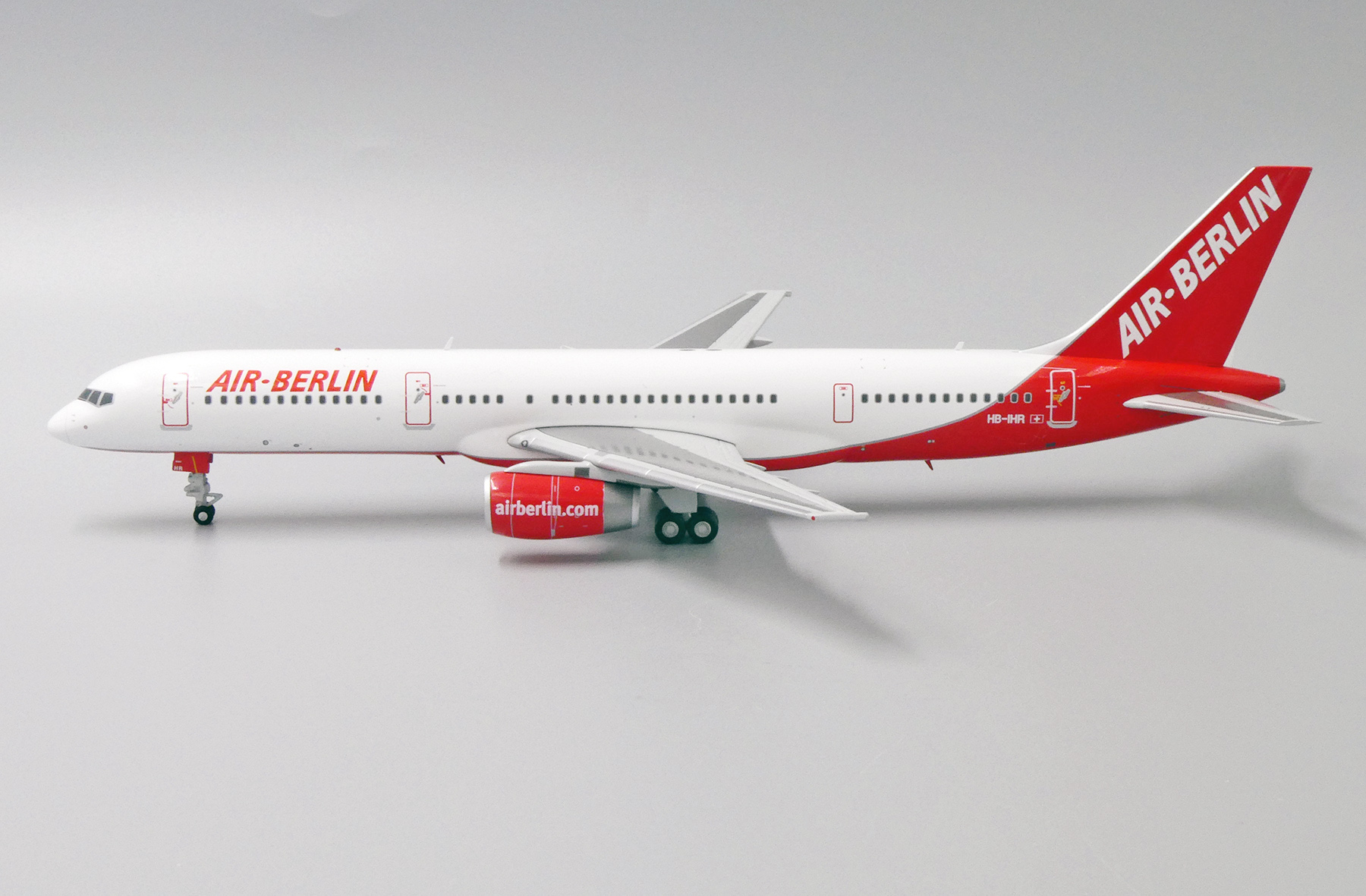 AIR BERLIN B757-200