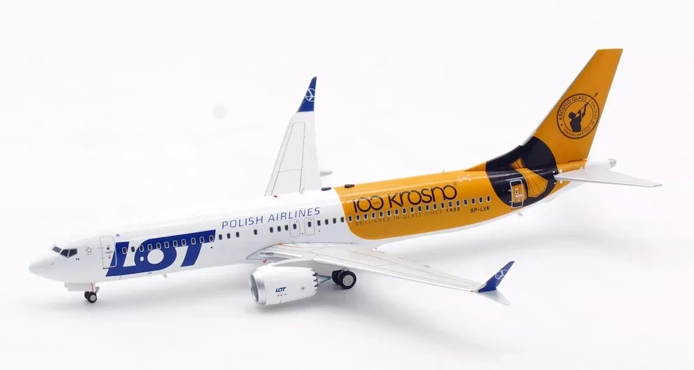 LOT POLISH AIRLINES B737-MAX8