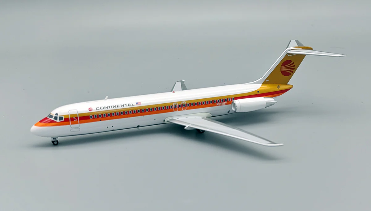 CONTINENTAL AIRLINES DC9-30