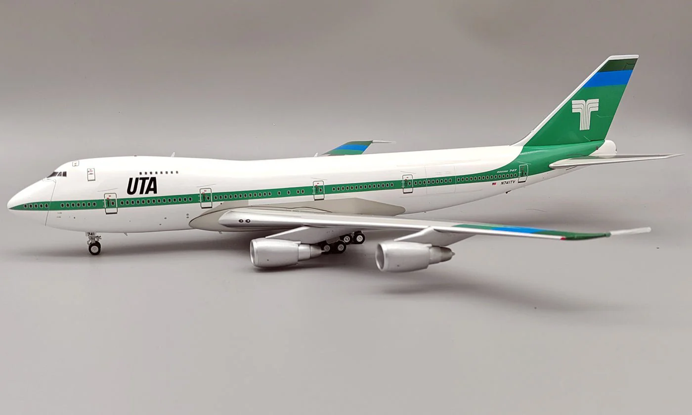 UTA TRANSPORTES B747-200