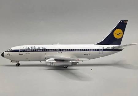 LUFTHANSA B737-200