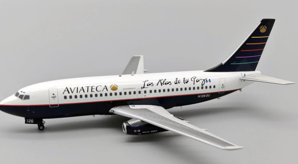 AVIATECA B737-200