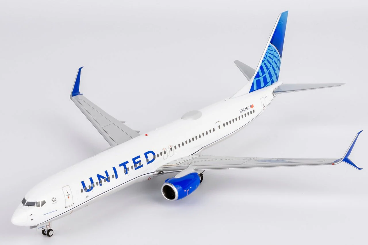 UNITED AIRLINES B737-900NG