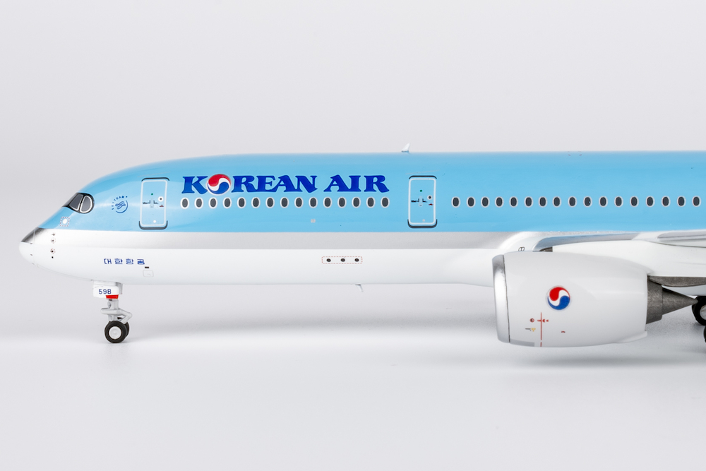 KOREAN AIRLINES A350-900