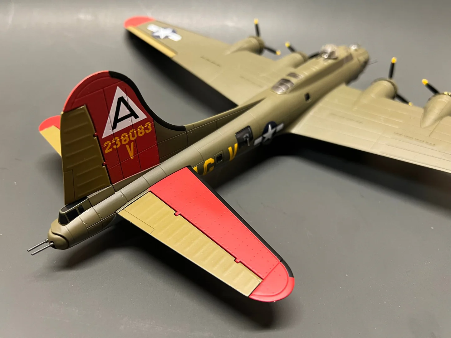 U.S. AIR FORCE B17-G SUPERFORTRESS