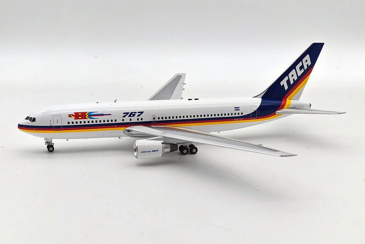TACA B767-200