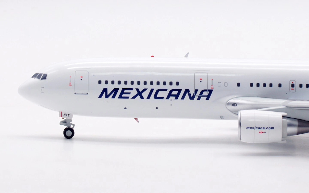 MEXICANA B767-300 "ALBINO"