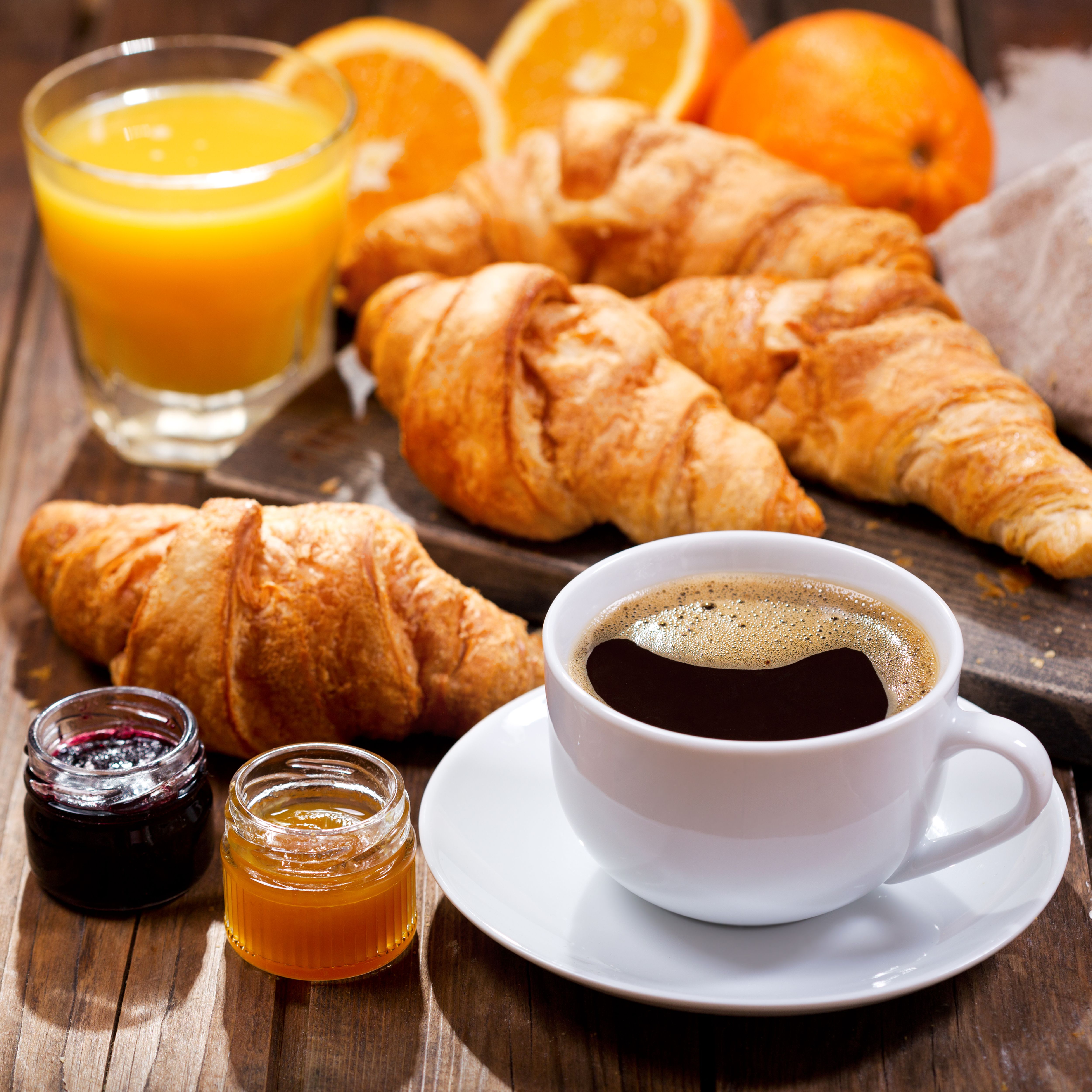 Petit déjeuner gourmet  🥐