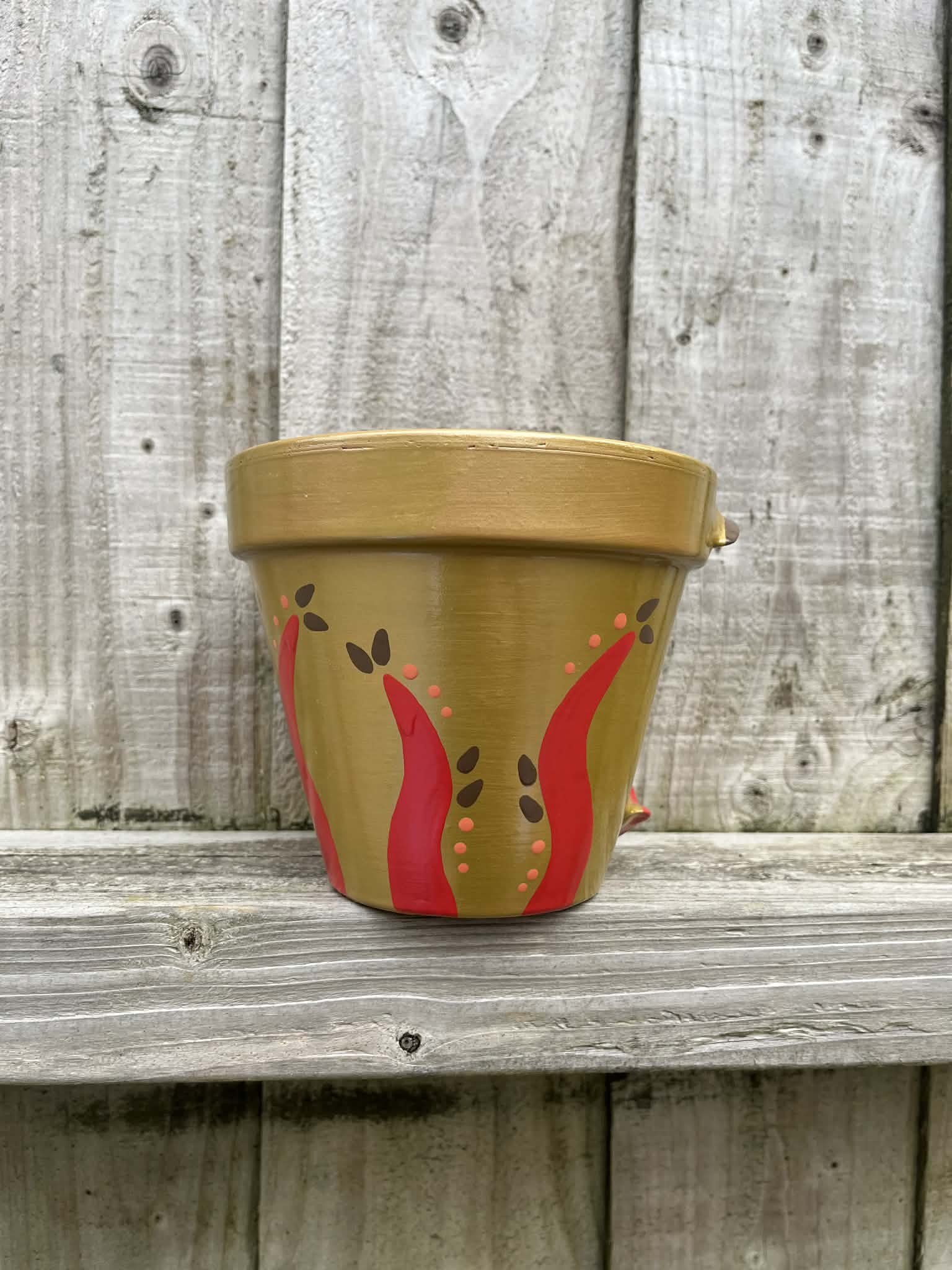Small Gold Face Pot