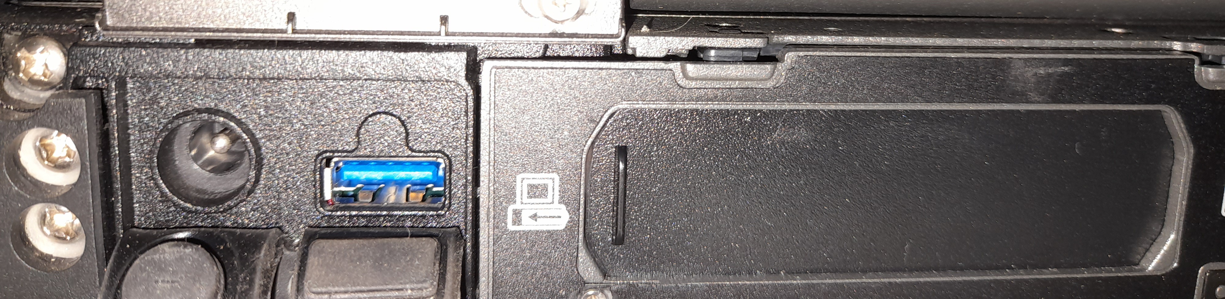 FULLY RUGGED GETAC B300 G5 i5 2.6GHz 16GB RAM NEW 1TB SSD HDMI TOUCHSCREEN WiFi - ONLY 5 HOURS USED
