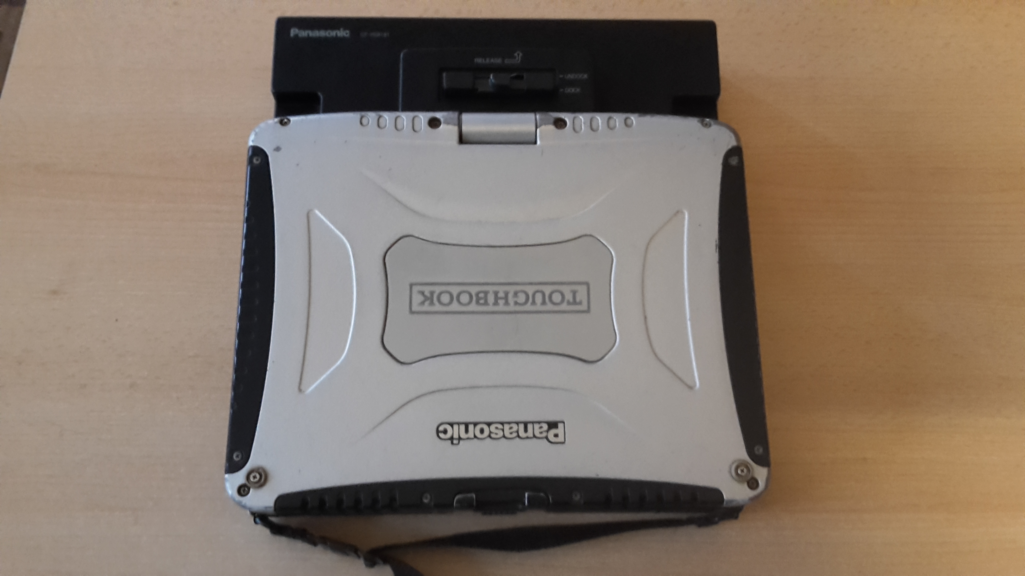 PANASONIC TOUGHBOOK CF-18/CF-19 DOCKING STATION