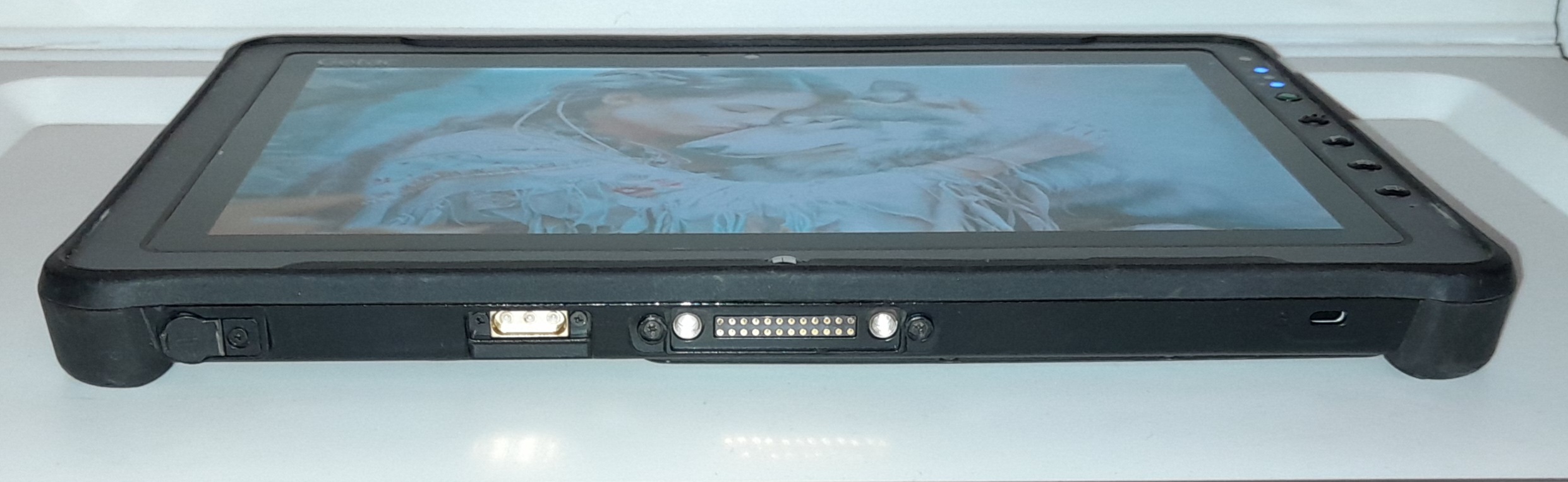 FULLY RUGGED GETAC F110 WITH INTEL CORE i7/NEW 1TB SSD/8GB RAM/NEW BATTERIES/4G-LTE SIMCARD