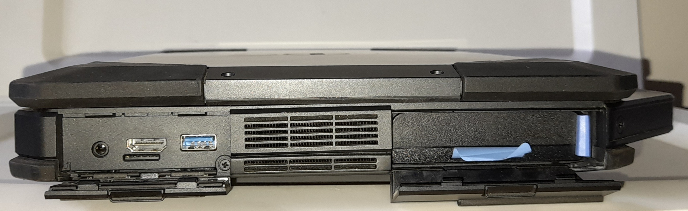 RUGGED DELL 5404 i7 WITH 16GB RAM/HDMI/WINDOWS 10 PRO/TOUCHSCREEN