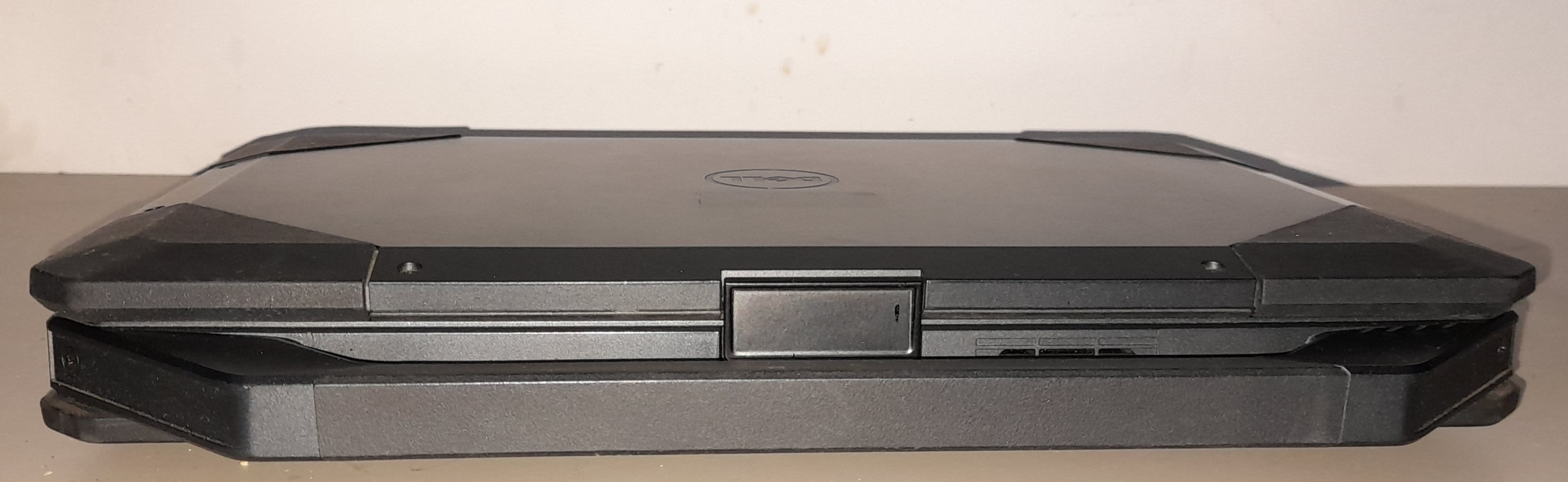 RUGGED DELL 5404 i7 WITH 16GB RAM/HDMI/WINDOWS 10 PRO/TOUCHSCREEN