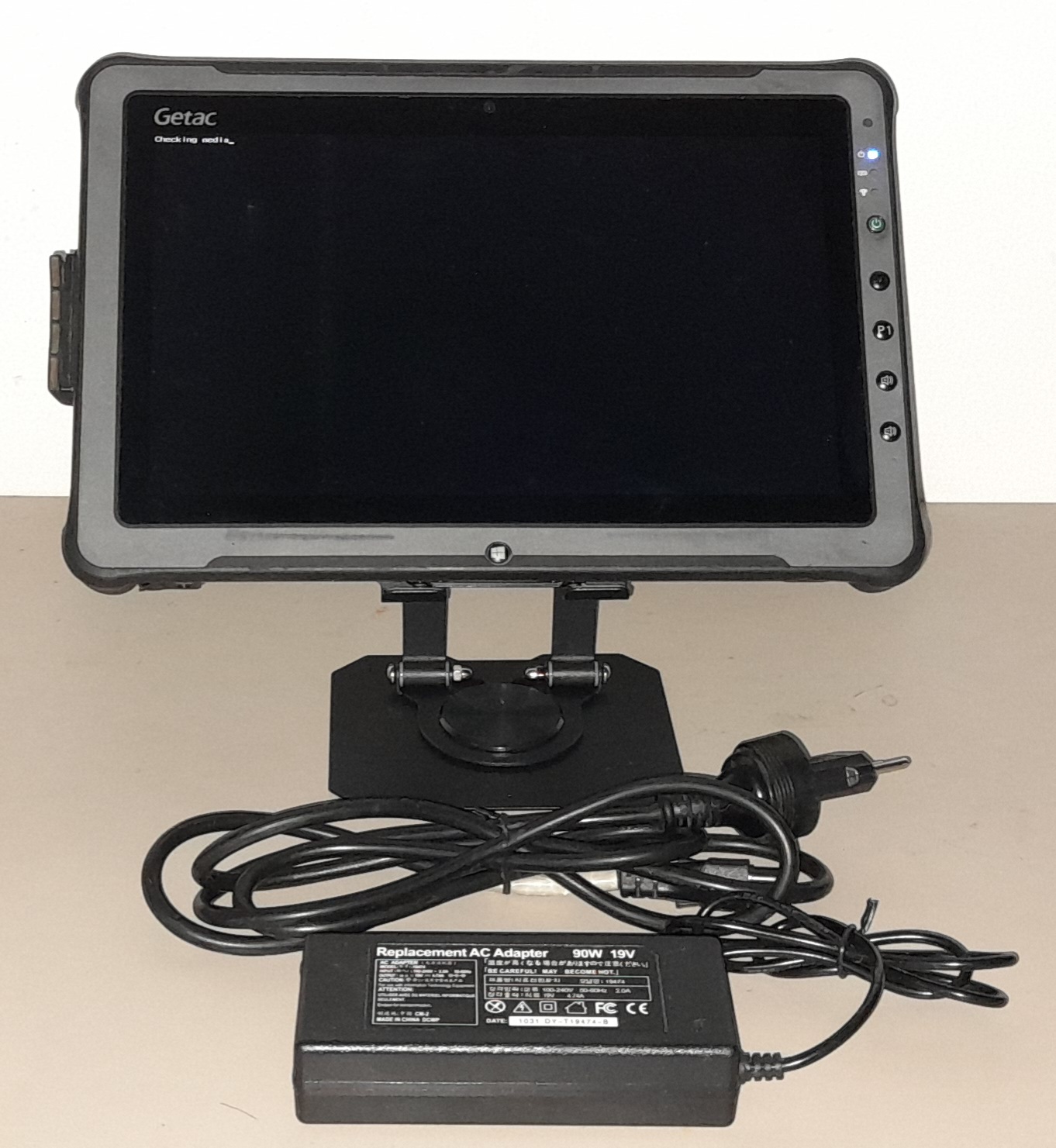 FULLY RUGGED GETAC F110 G3 CORE i7/16GB RAM/1TB SSD/4G-LTE/GPS/NEW BATTERIES/MOUSE/STAND