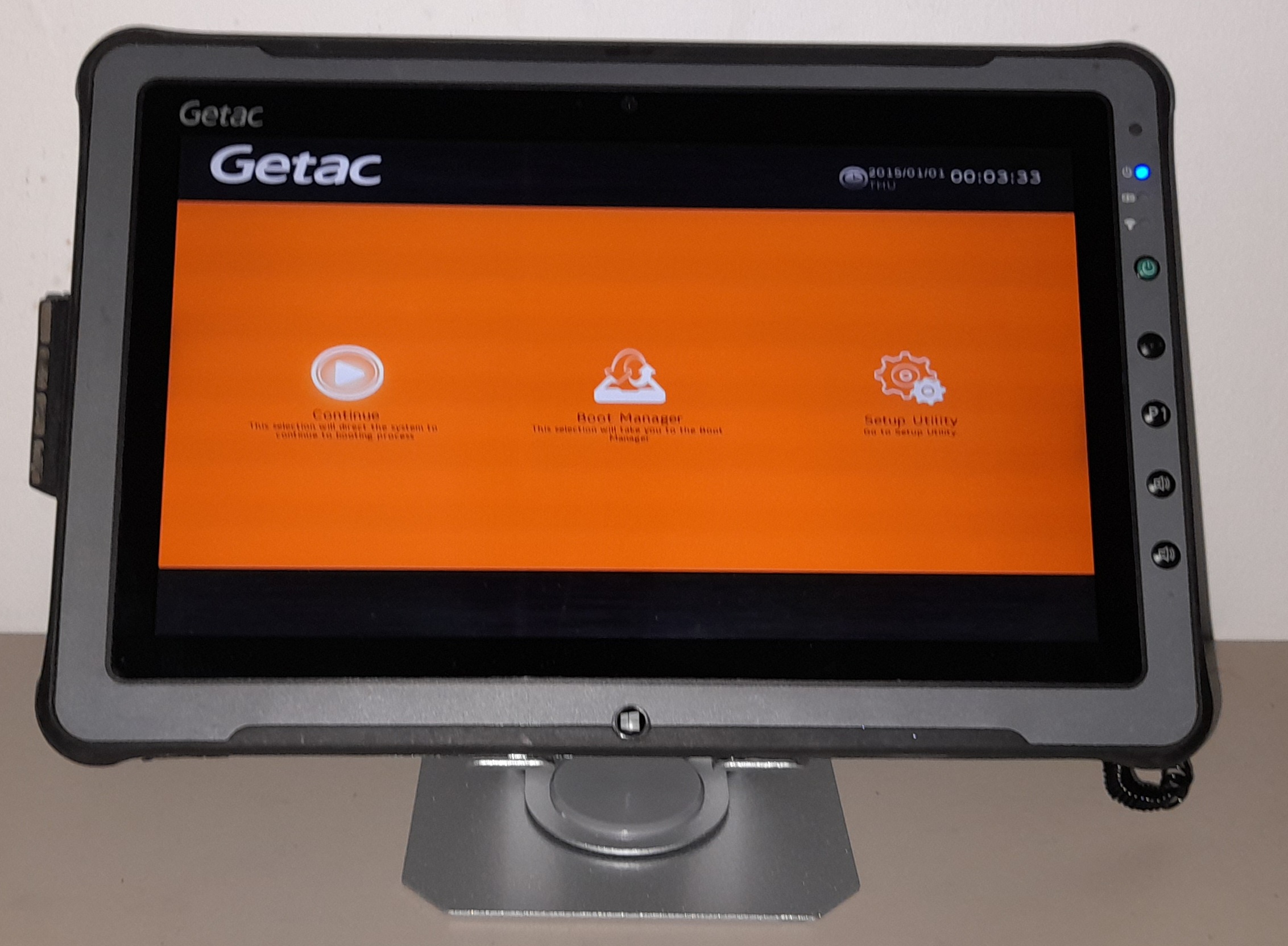 FULLY RUGGED GETAC F110 G3 CORE i7/16GB RAM/1TB SSD/4G-LTE/GPS/NEW BATTERIES/MOUSE/STAND