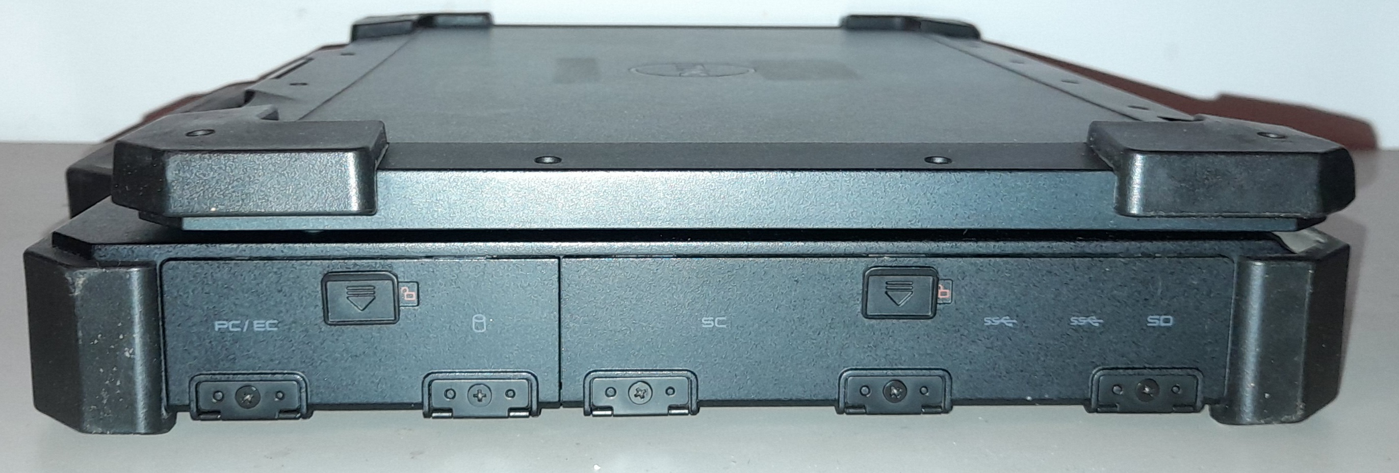 FULLY RUGGED DELL EXTREME 7414 CORE i7 WITH 64GB RAM/1TB SSD/HDMI/SERIAL PORTS/DVDRW DRIVE/TOUCHSCREEN