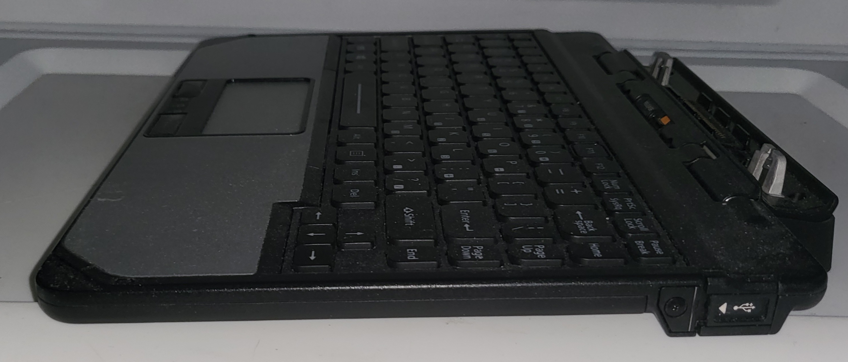 FULLY RUGGED PANASONIC TOUGHBOOK CF-33 KEYBOARD DOCK WITH US QWERTY LAYOUT