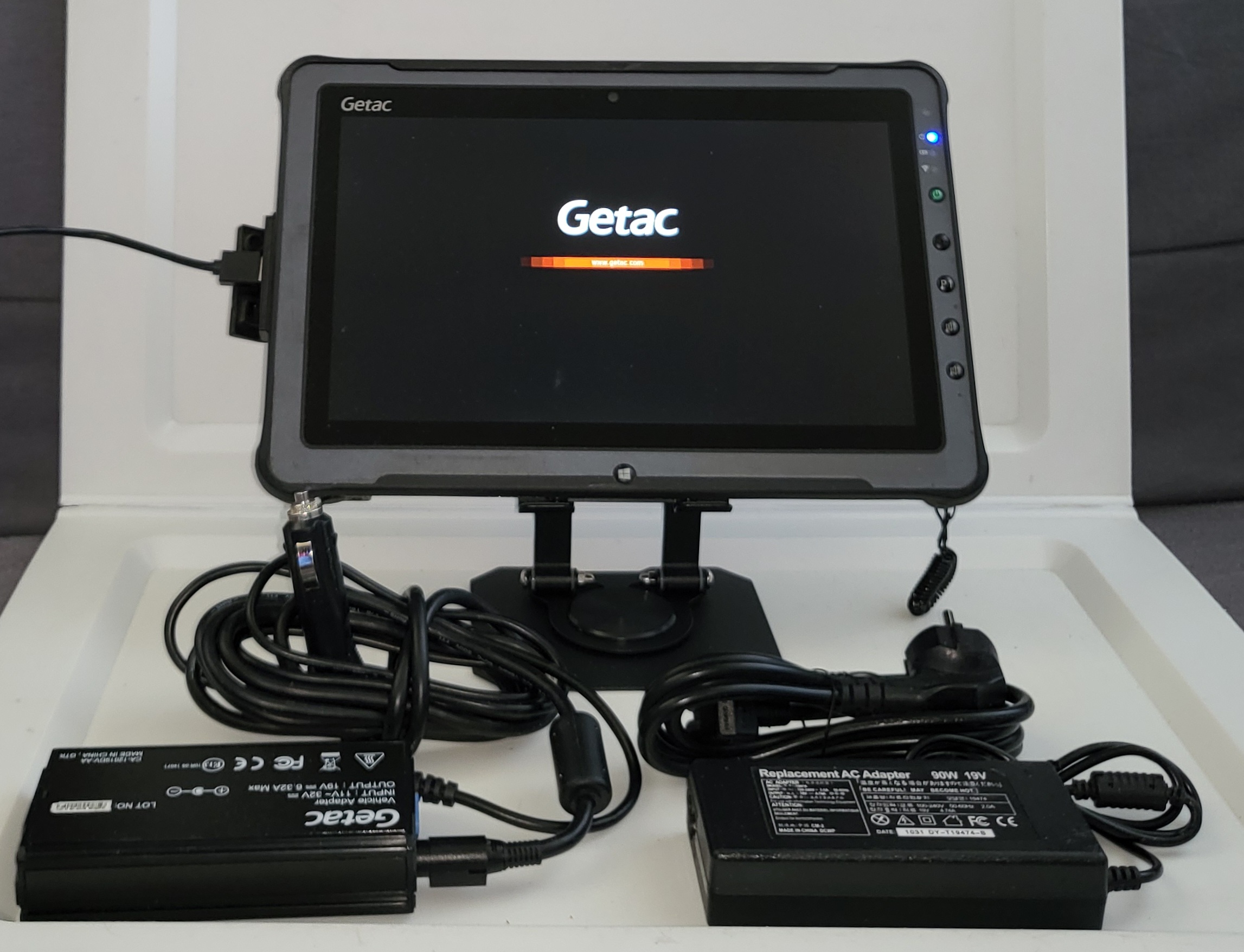 FULLY RUGGED GETAC F110 G3 CORE i7/16GB RAM/NEW 1TB SSD/4G-LTE/GPS/NEW BATTERIES/WINDOWS 11 PRO