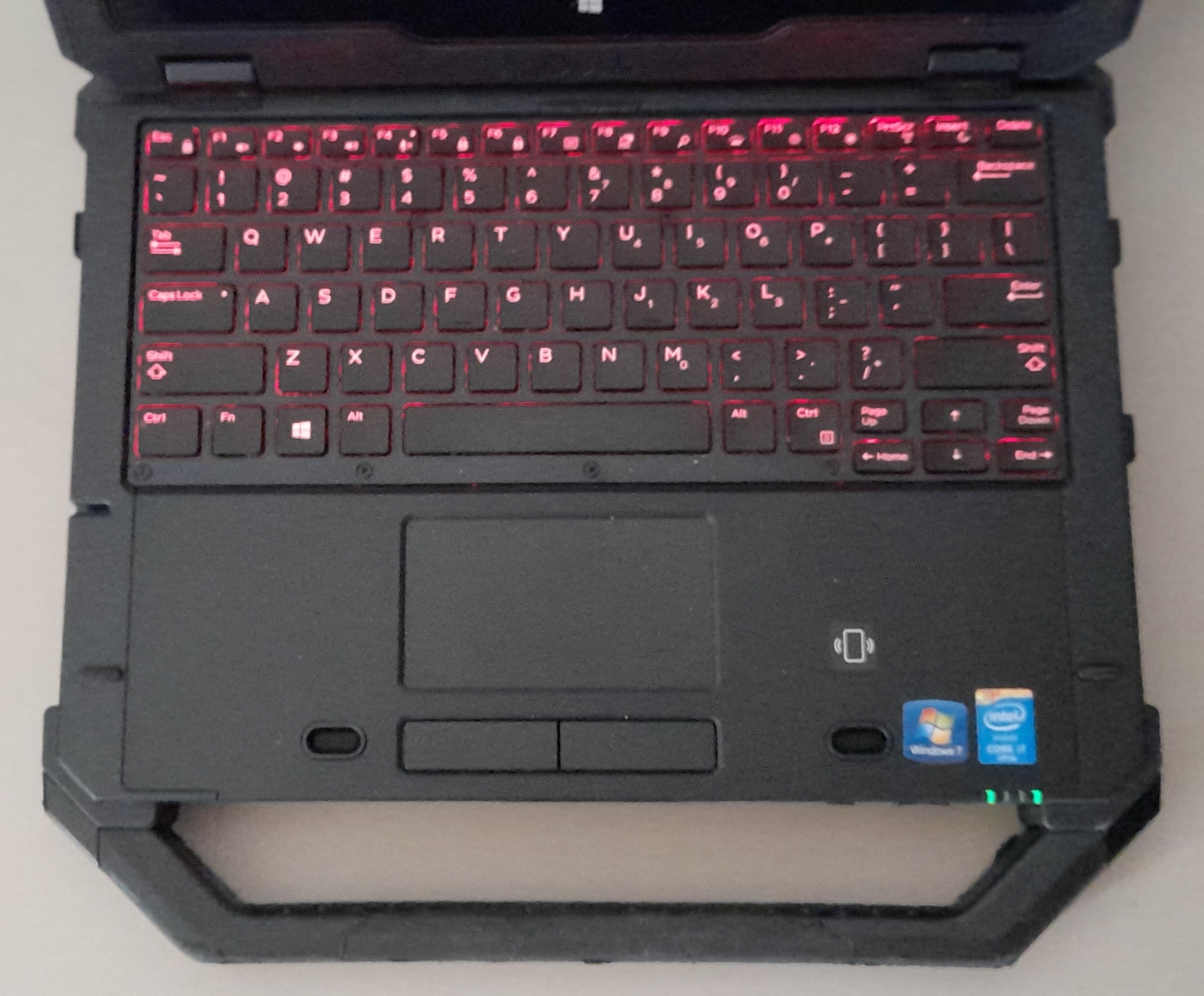 FULLY RUGGED DELL EXTREME 7204 CORE i7 WITH 16GB RAM/128GB SSD/HDMI/SERIAL PORTS