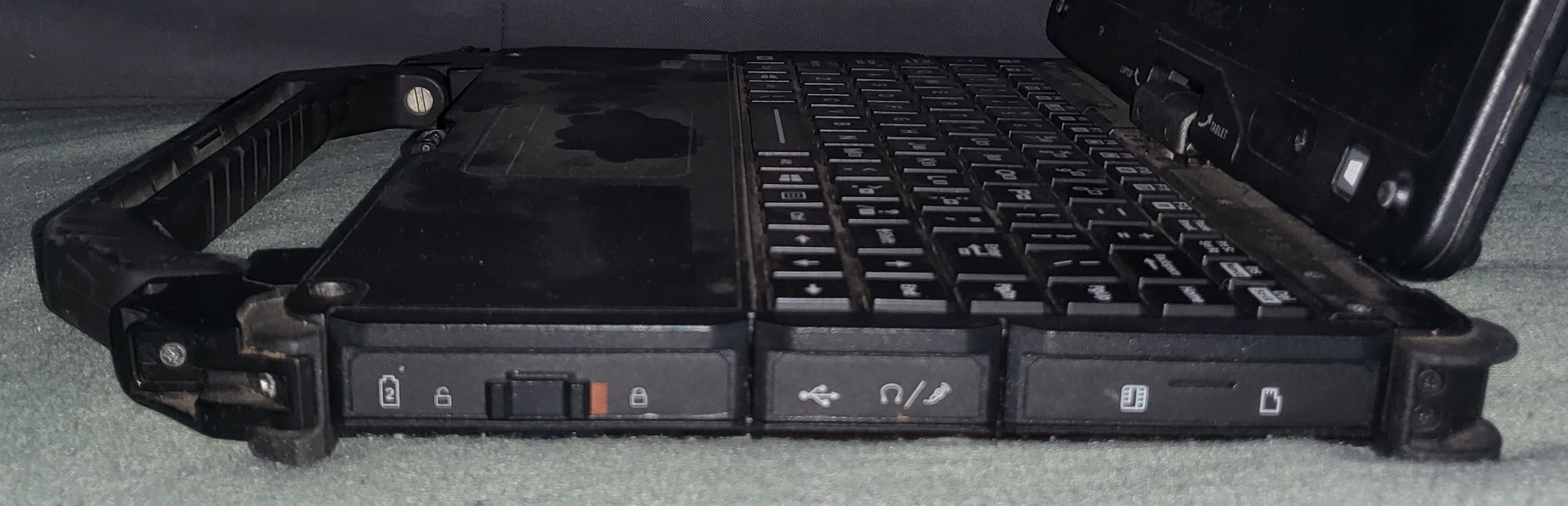 FULLY RUGGED GETAC V110 G3 CORE i7 WITH 8GB RAM/128GB SSD/HDMI WINDOWS 11/GPS