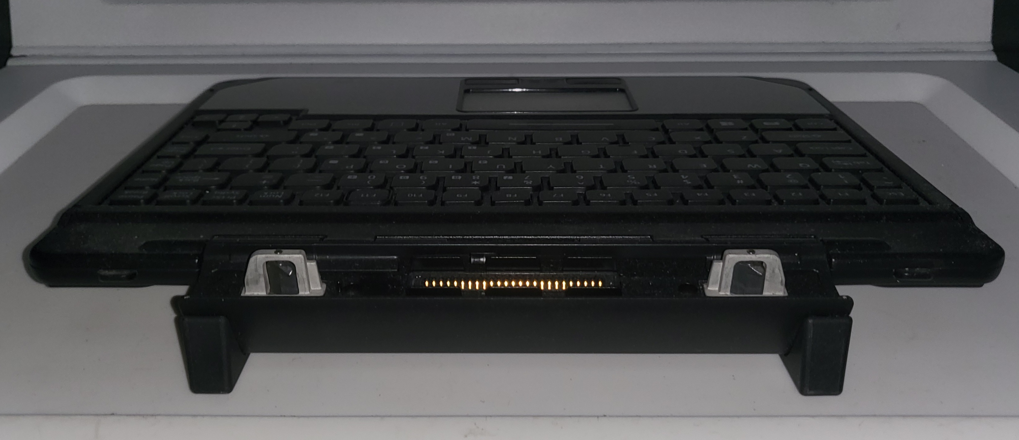 FULLY RUGGED PANASONIC TOUGHBOOK CF-33 KEYBOARD DOCK WITH US QWERTY LAYOUT