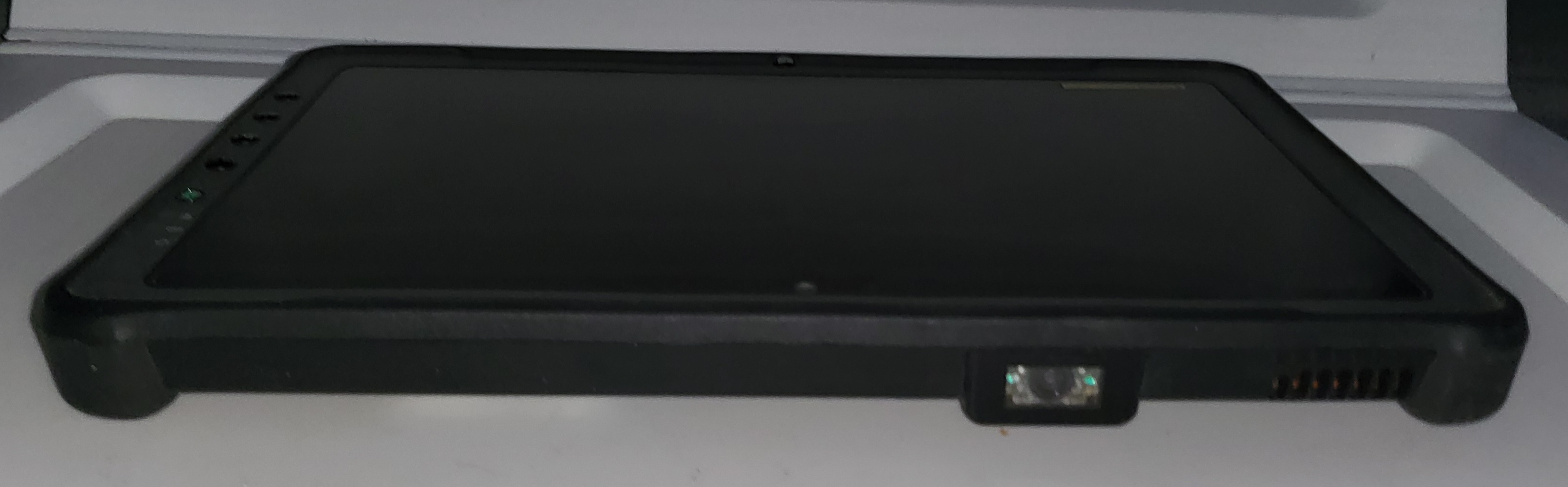 FULLY RUGGED GETAC F110 i5/NEW BATTERY/128GB SSD/4G-LTE/BARCODE SCANNER