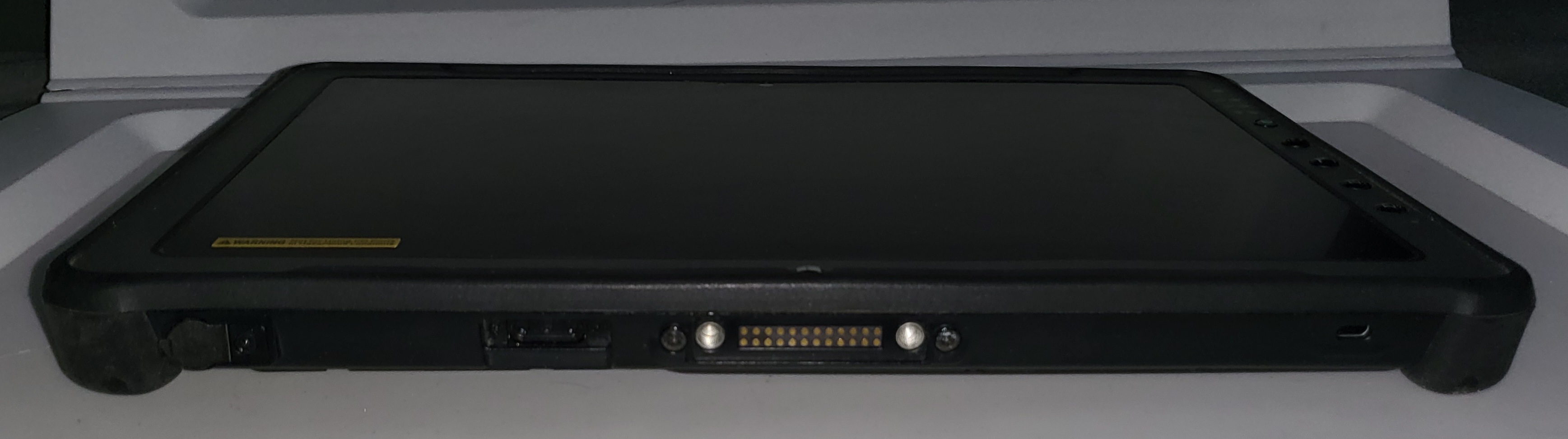 FULLY RUGGED GETAC F110 i5/NEW BATTERY/128GB SSD/4G-LTE/BARCODE SCANNER