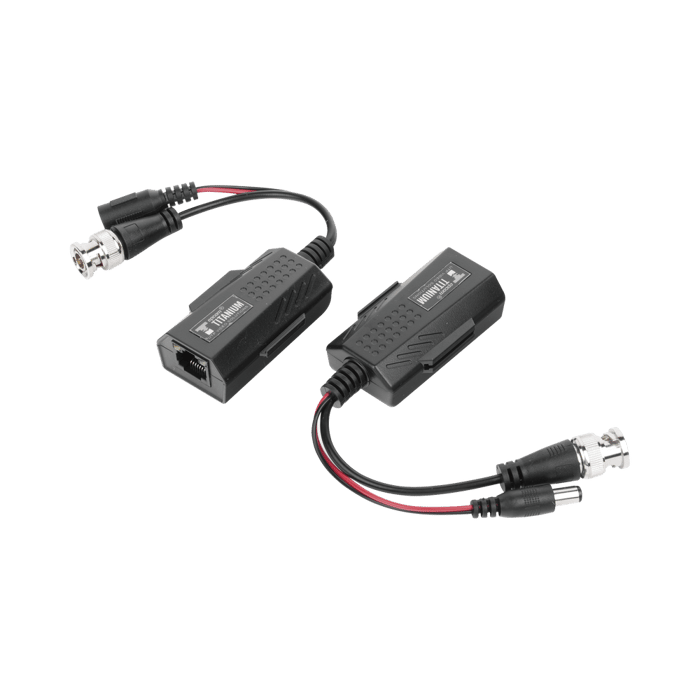 Kit de transceptores activos con conector para alimentación (12V/24Vcc/AC) TurboHD para aplicaciones de video por UTP Cat5e/6 en HD. Distancia de hasta 150 m en 4K