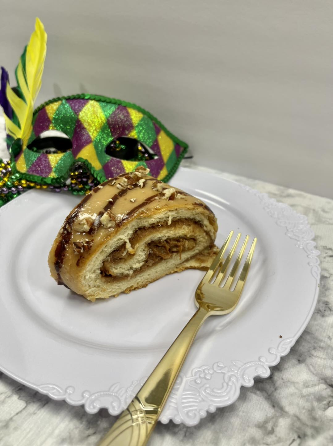 Banana Foster King Cake 