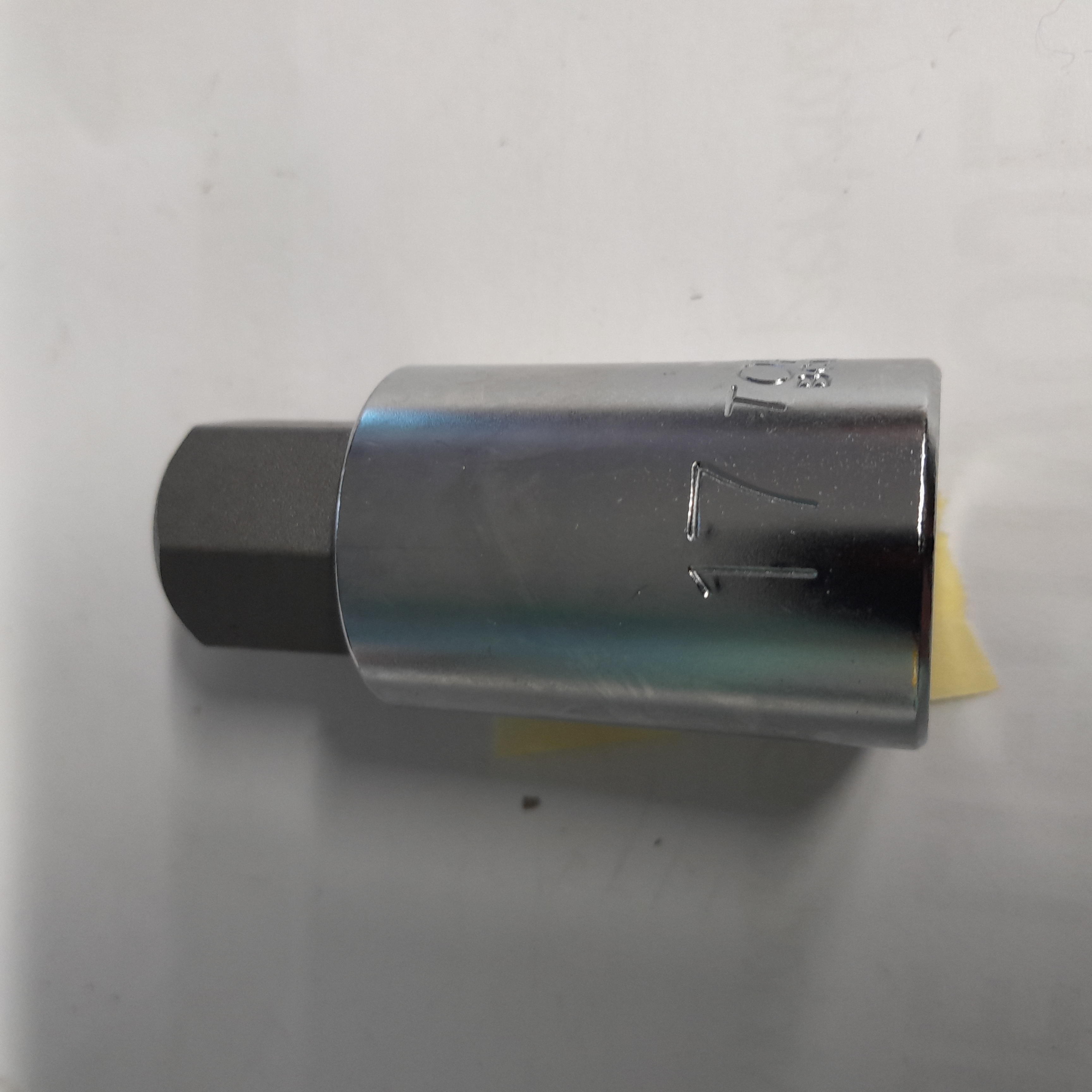 sesiakampis 17 su kvadratu 1/2