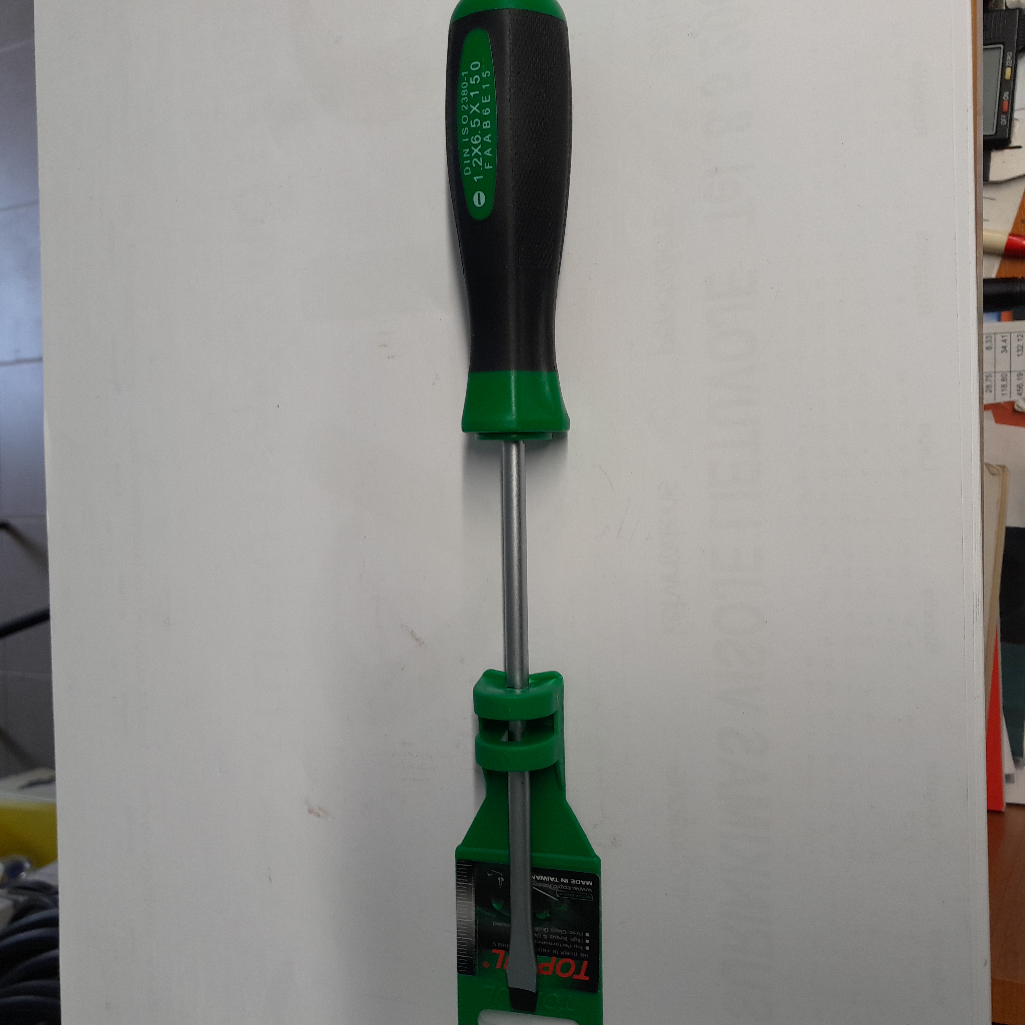 Atsuktuvas minusas 1,2x6,5