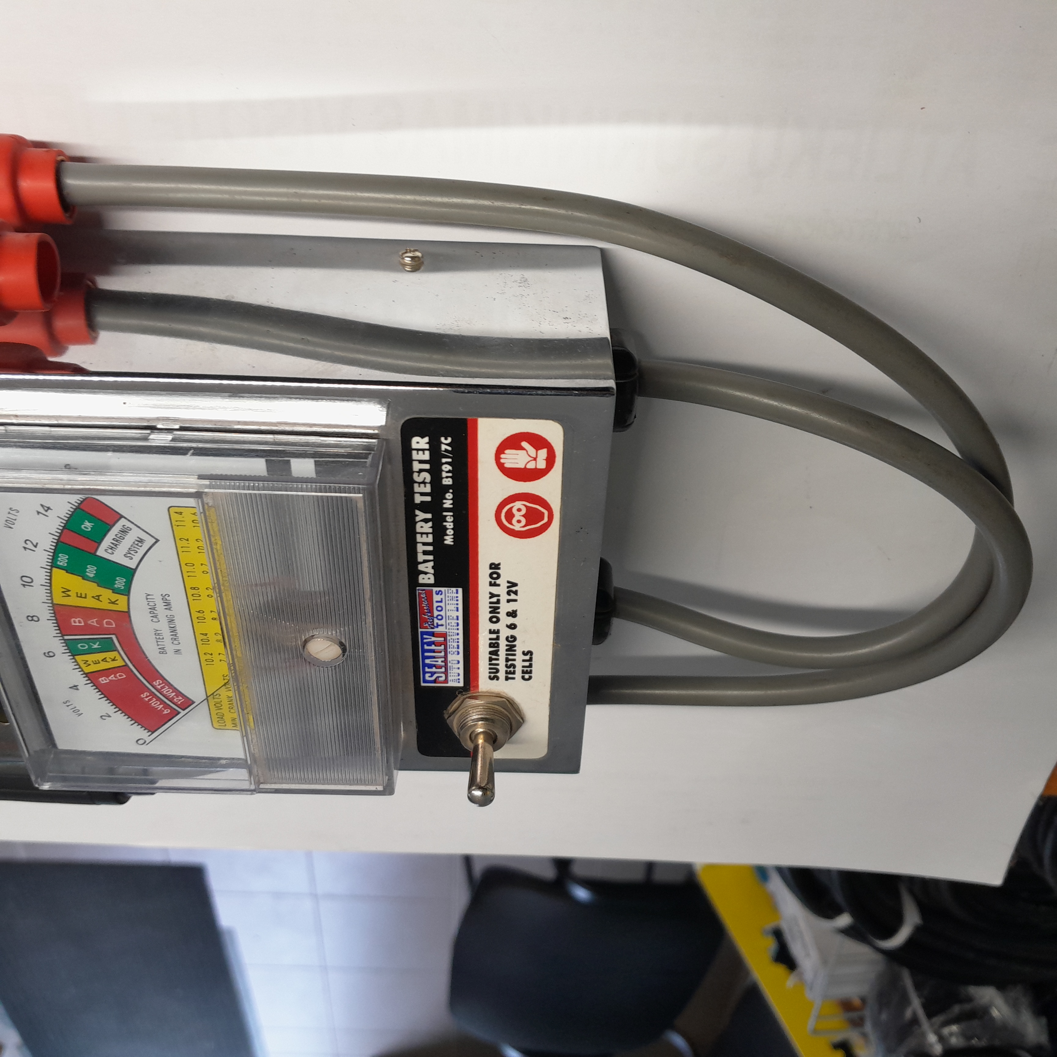 Akumuliatoriu testeris