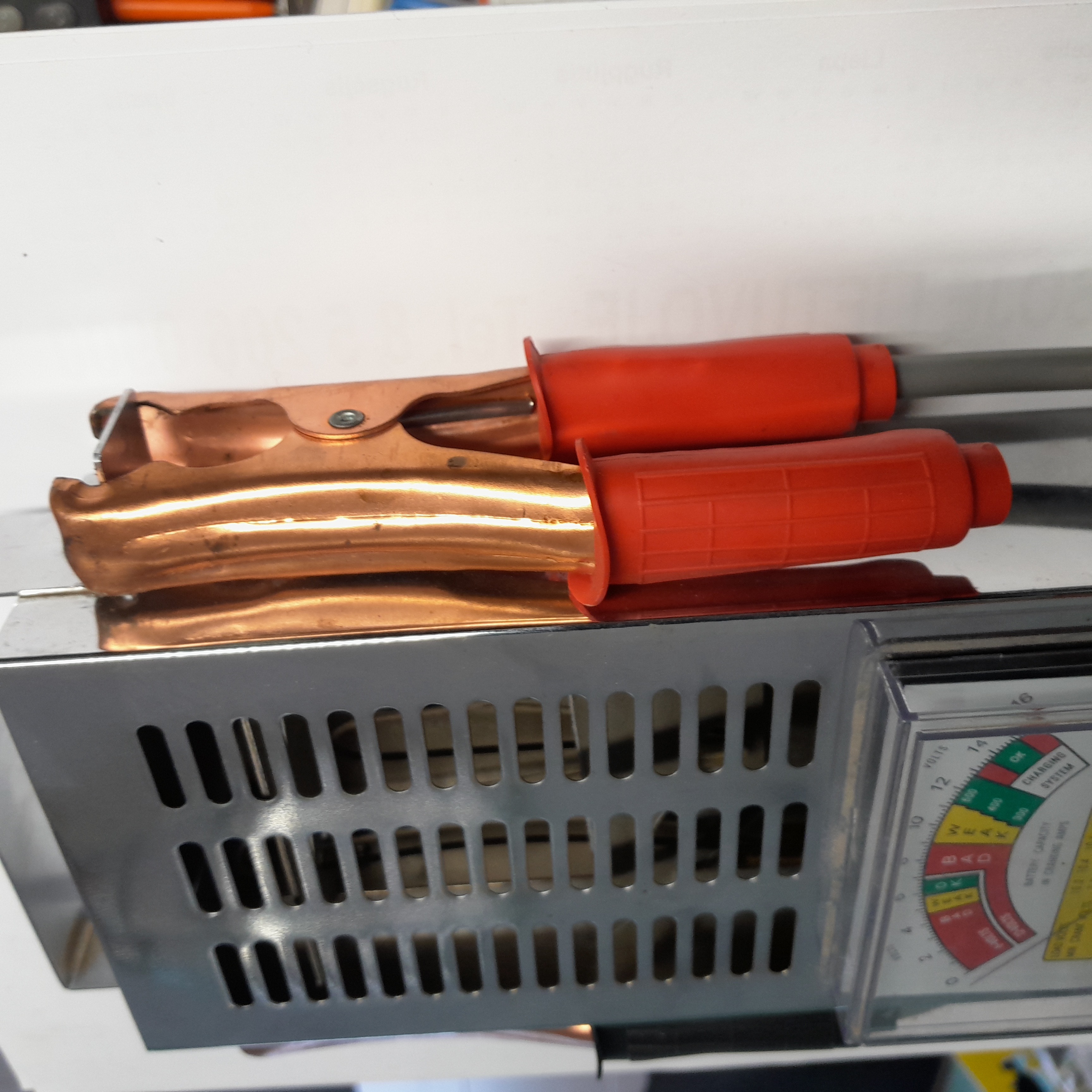 Akumuliatoriu testeris