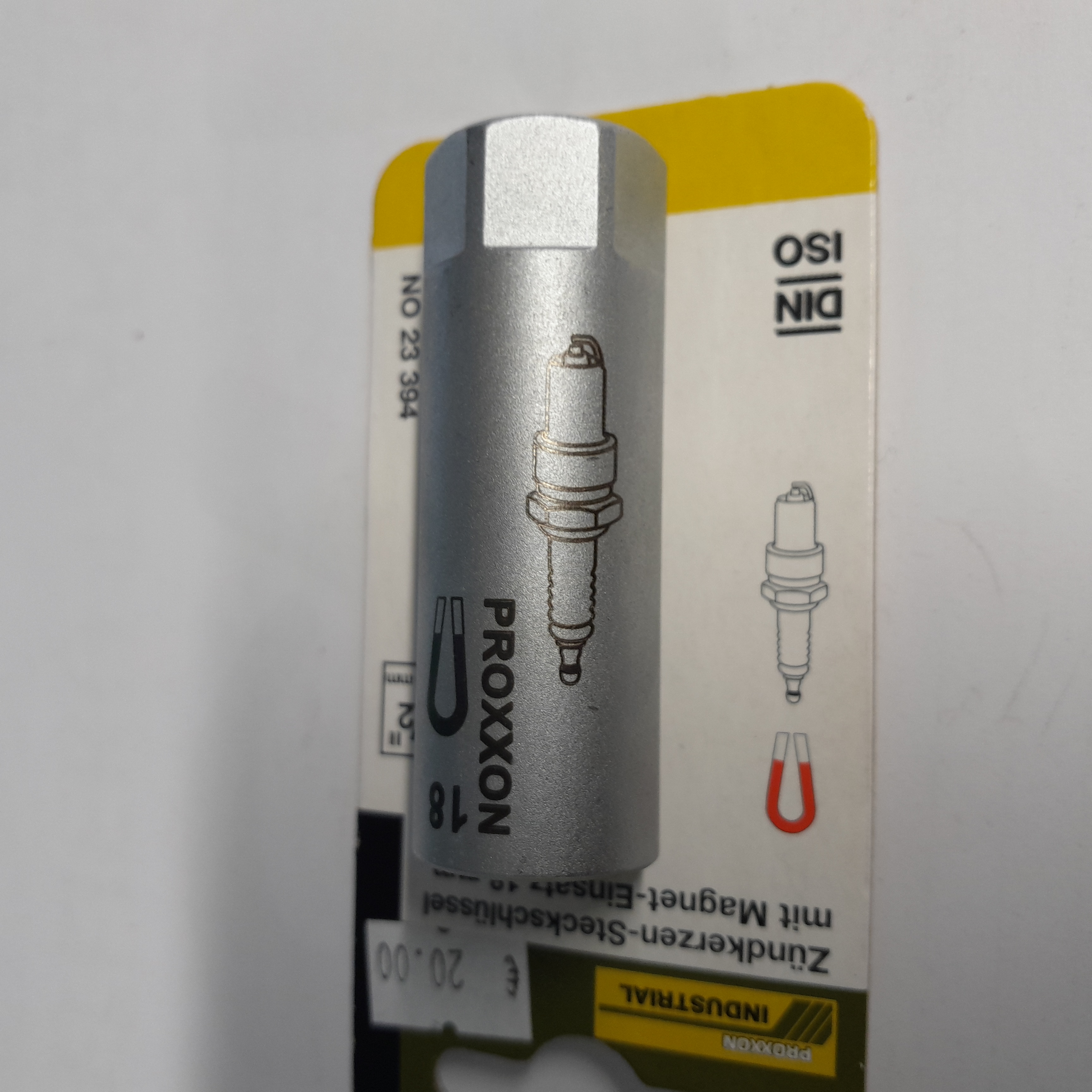 Žvakraktis su magnetu 18