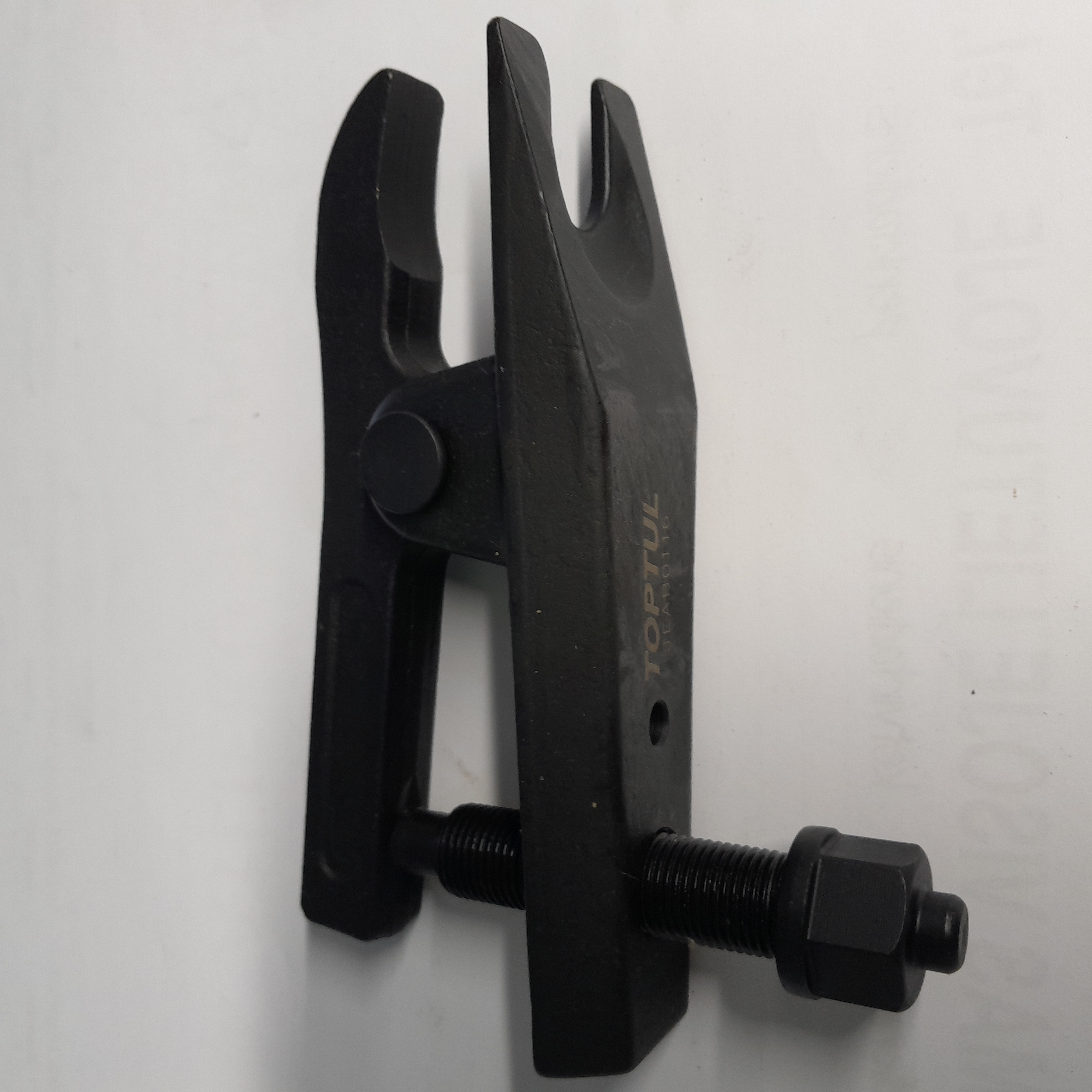 šarnyru išspaudejas