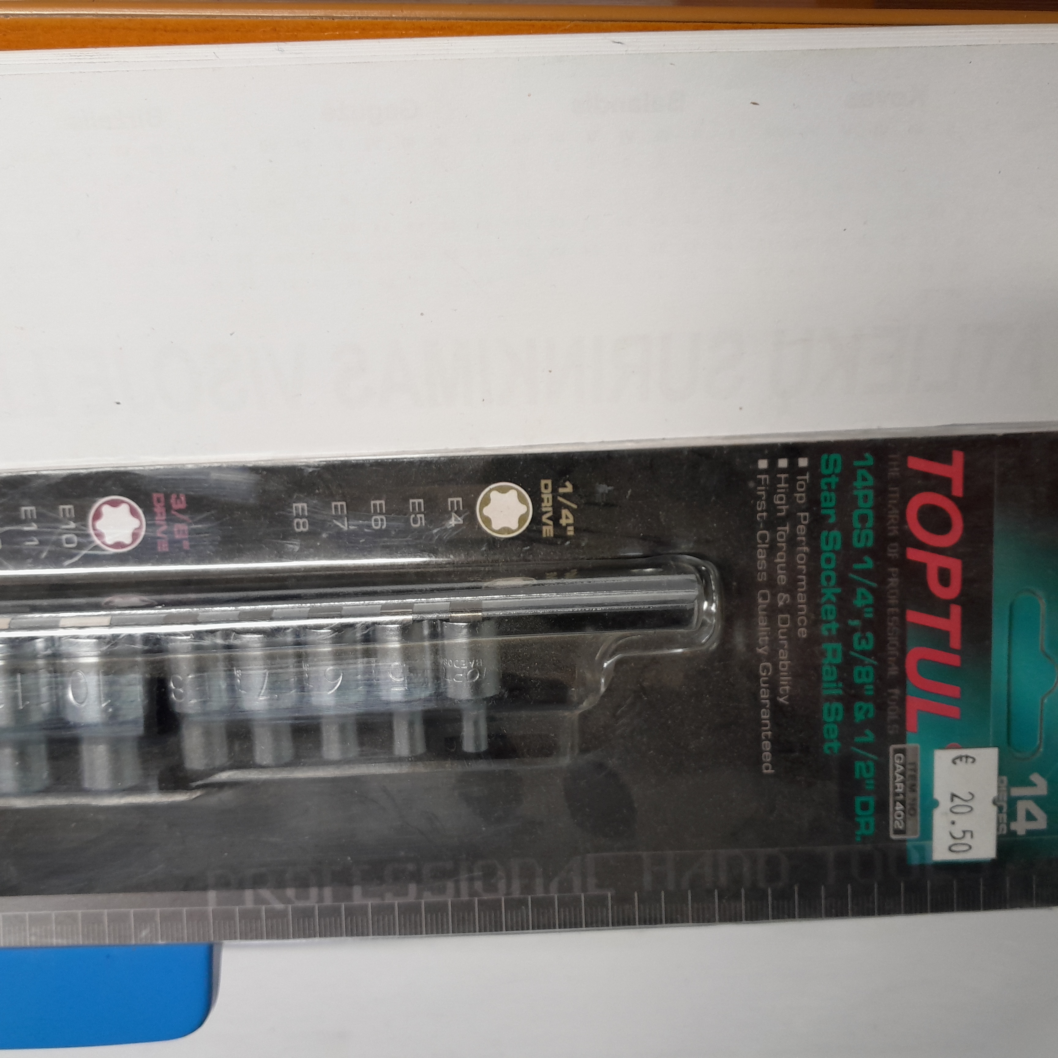 galvuciu komplektas 14 vnt tipo torx no E4 iki E24