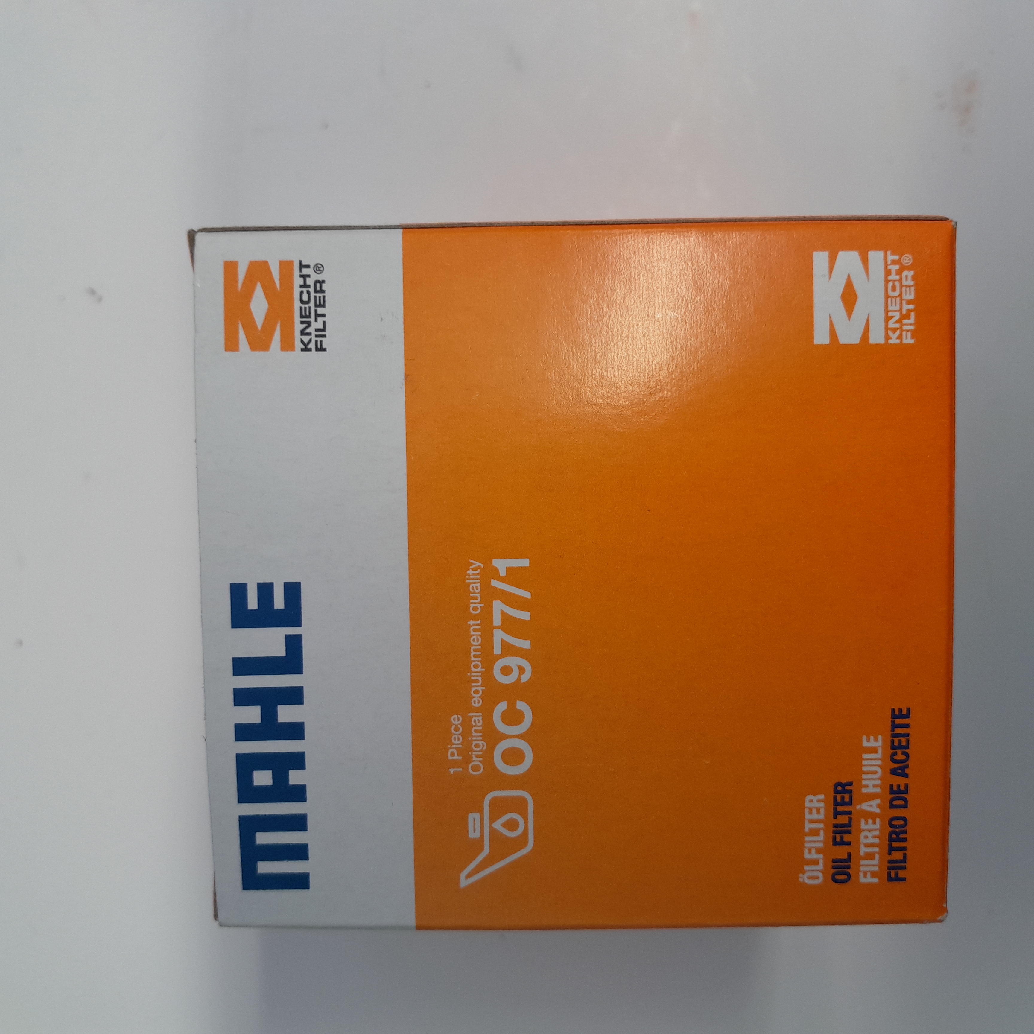 MAHLE alyvos filtras OC977/1