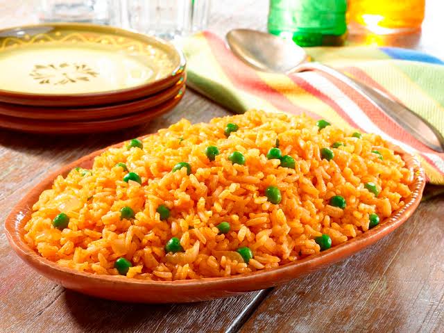 Arroz rojo con verduras