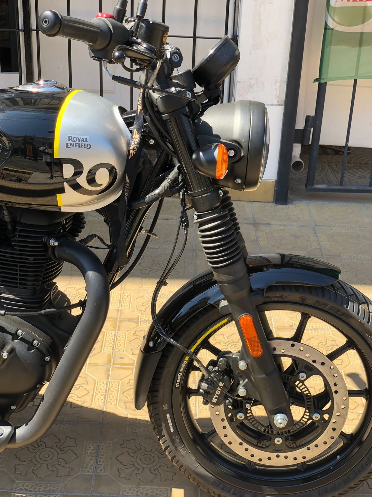 ROYAL ENFIELD HUNTR 350