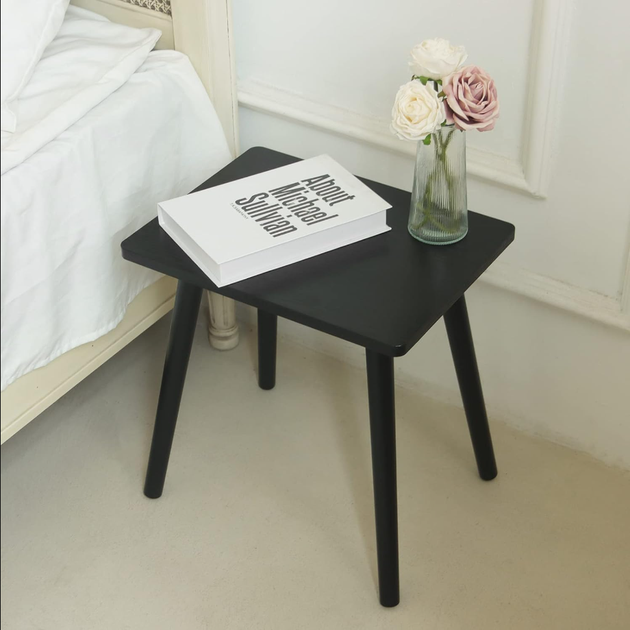 Side Table, Small Black End Accent Table for Living Room Bedroom Office Small Spaces, Modern Side Table Nightstand with Solid Wood, Easy Assembly, (Black)