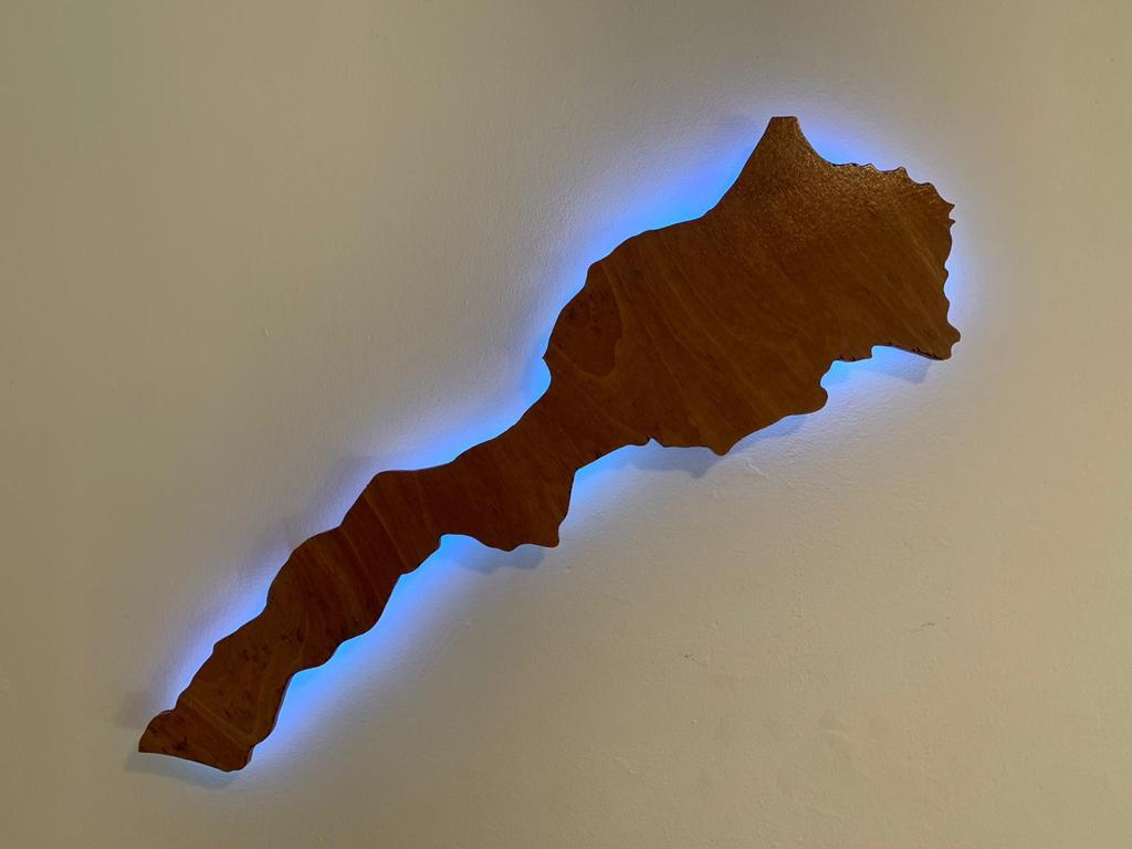 Marokko met een lichte/donker kleur hout (Klein).