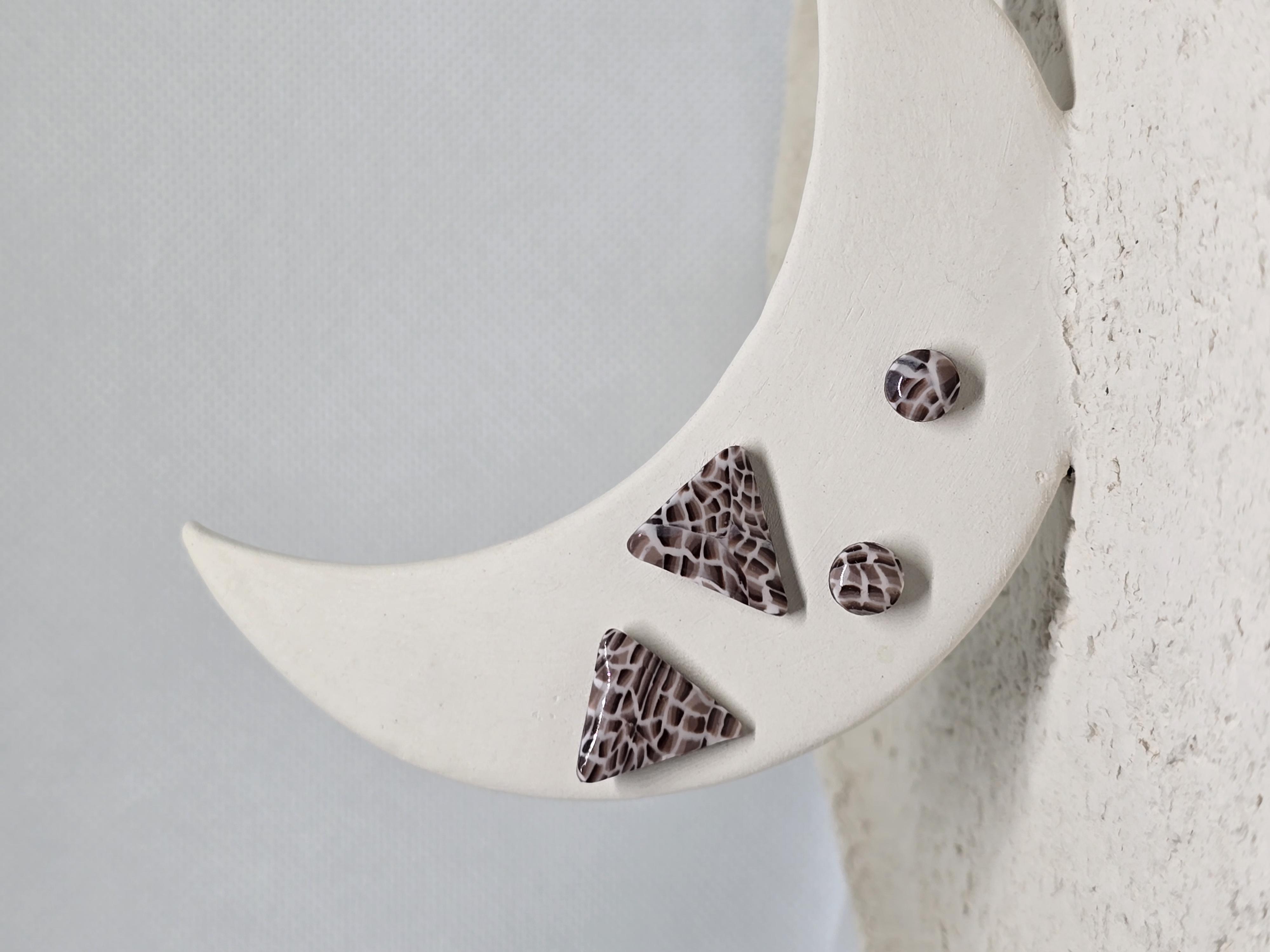 Raiba gegužė - trys kampai