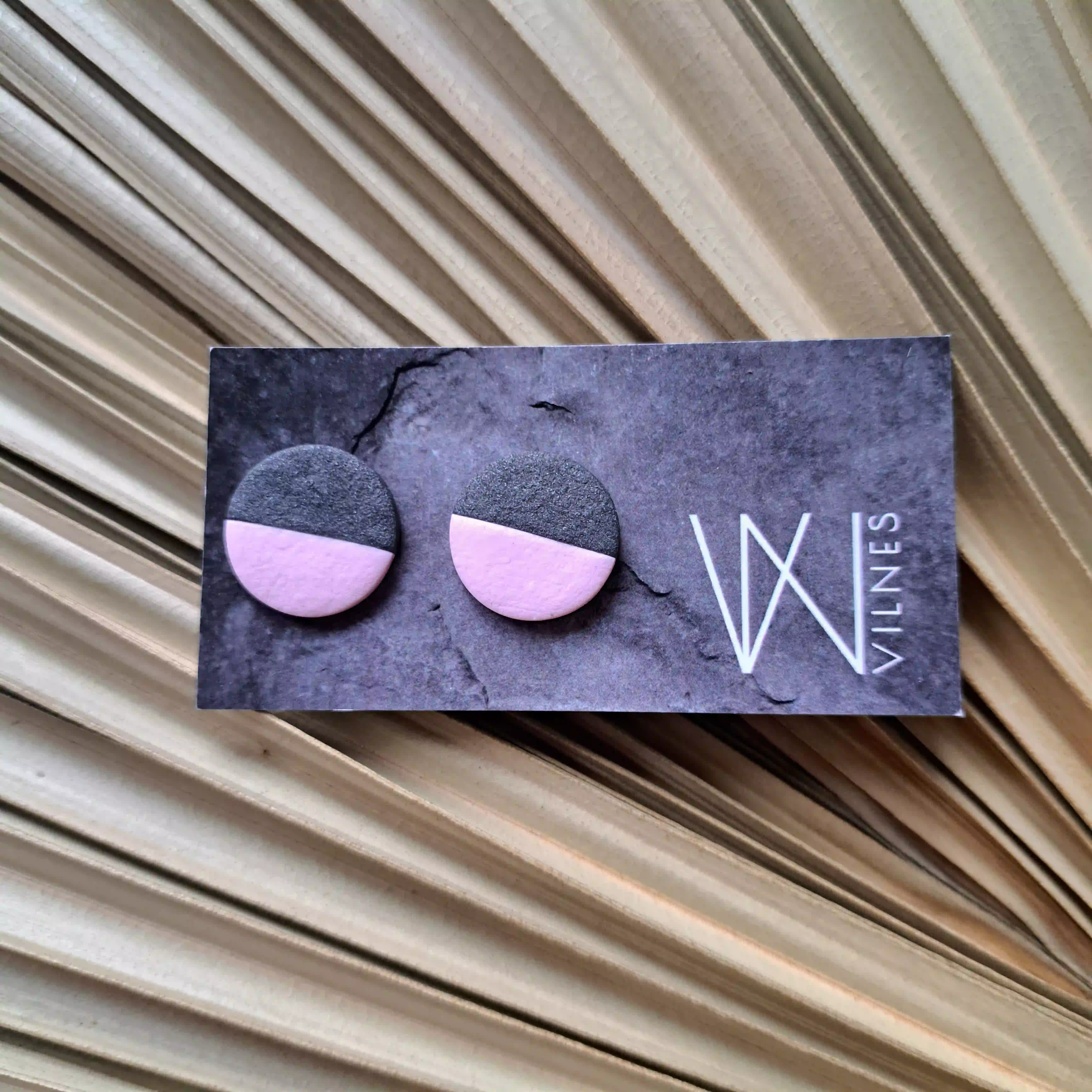 Pusiniai/ grafitas/ šviesi rožė