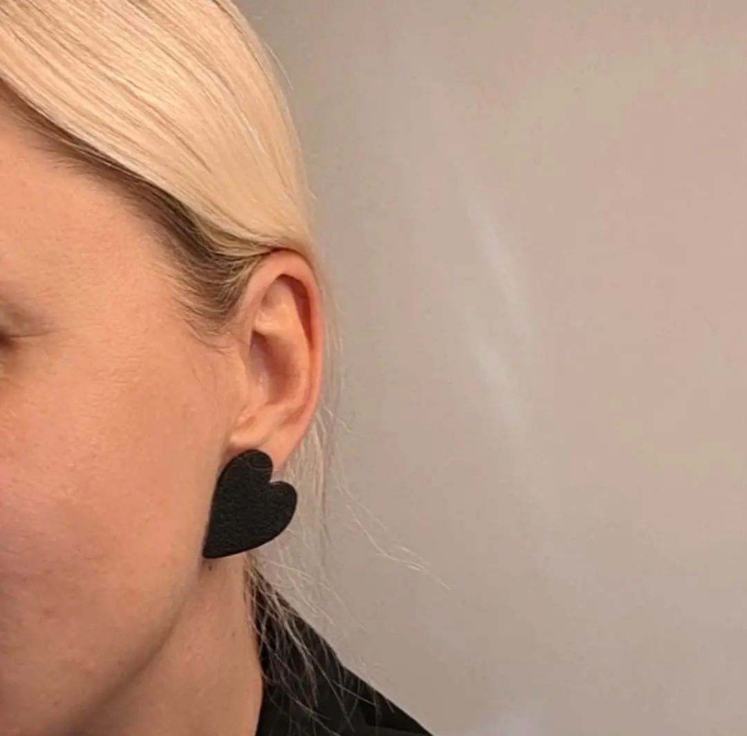 Didelė juoda širdis