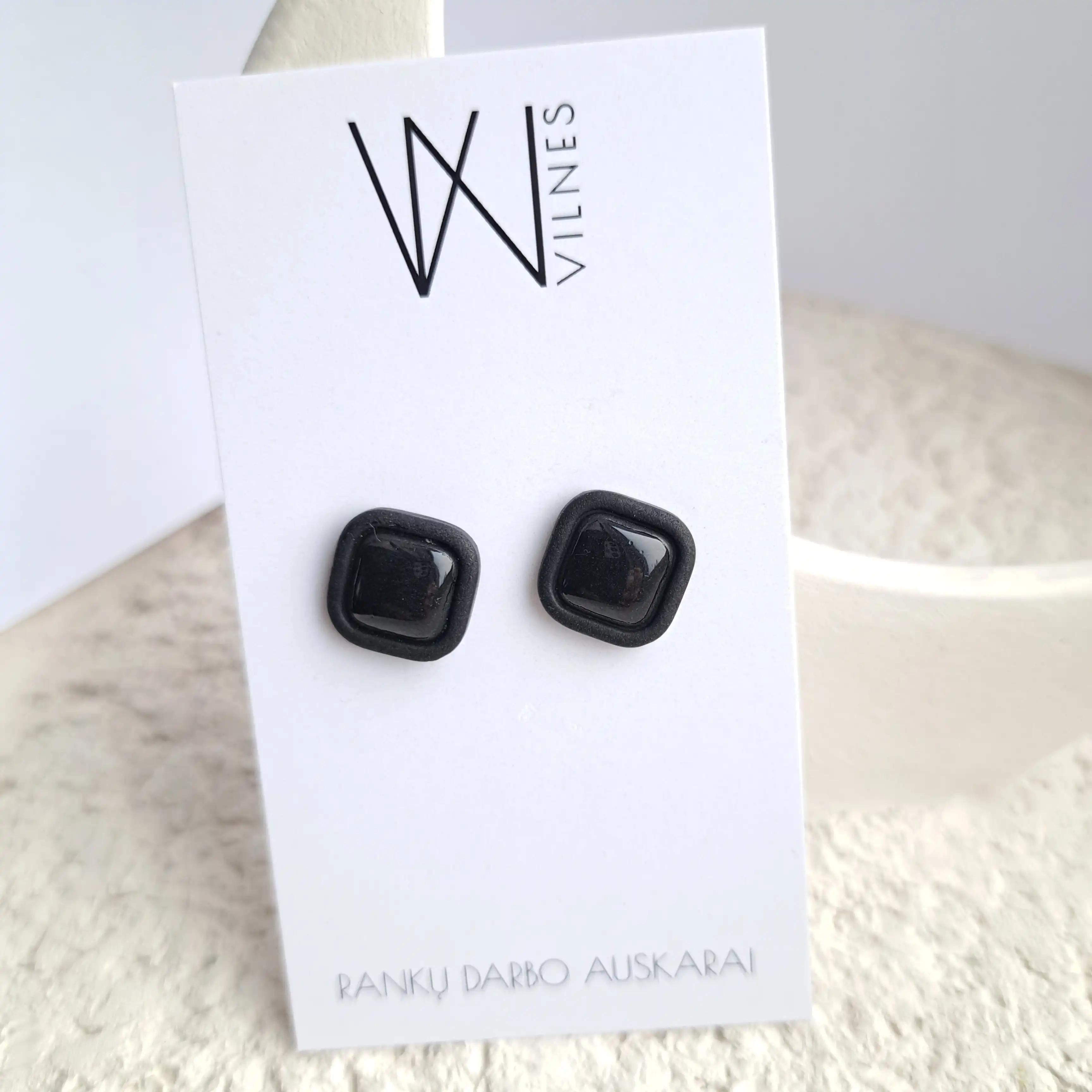 Kvadratish (didesni, mažesni)