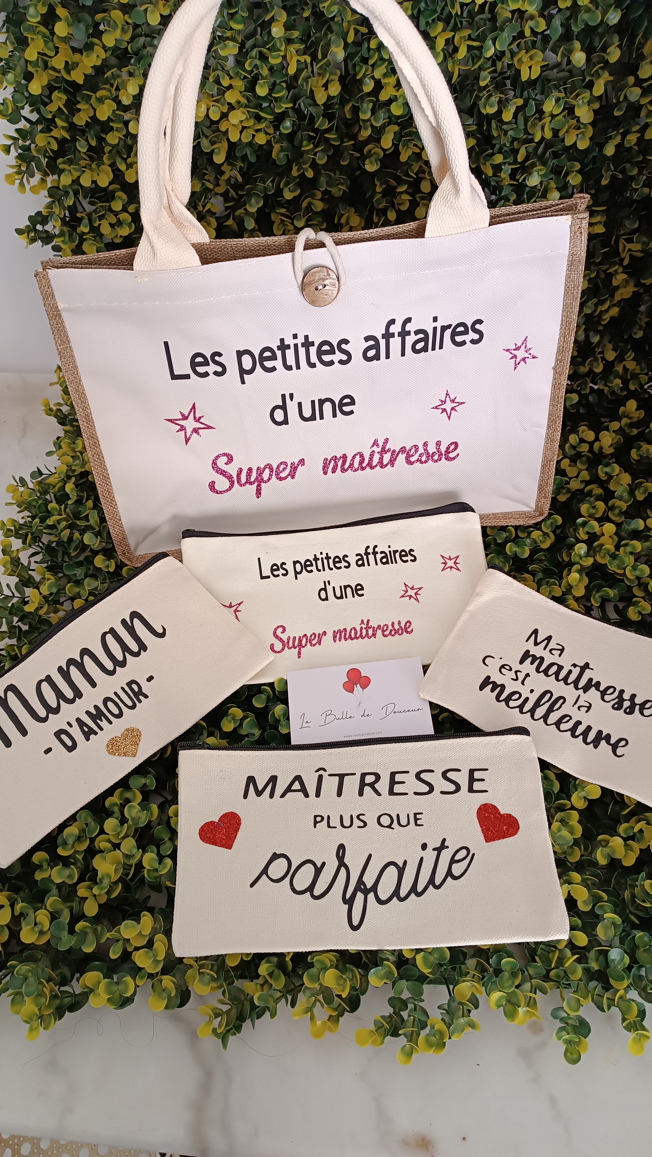 sac et pochette "Les petites affaires d'une super maitresse"