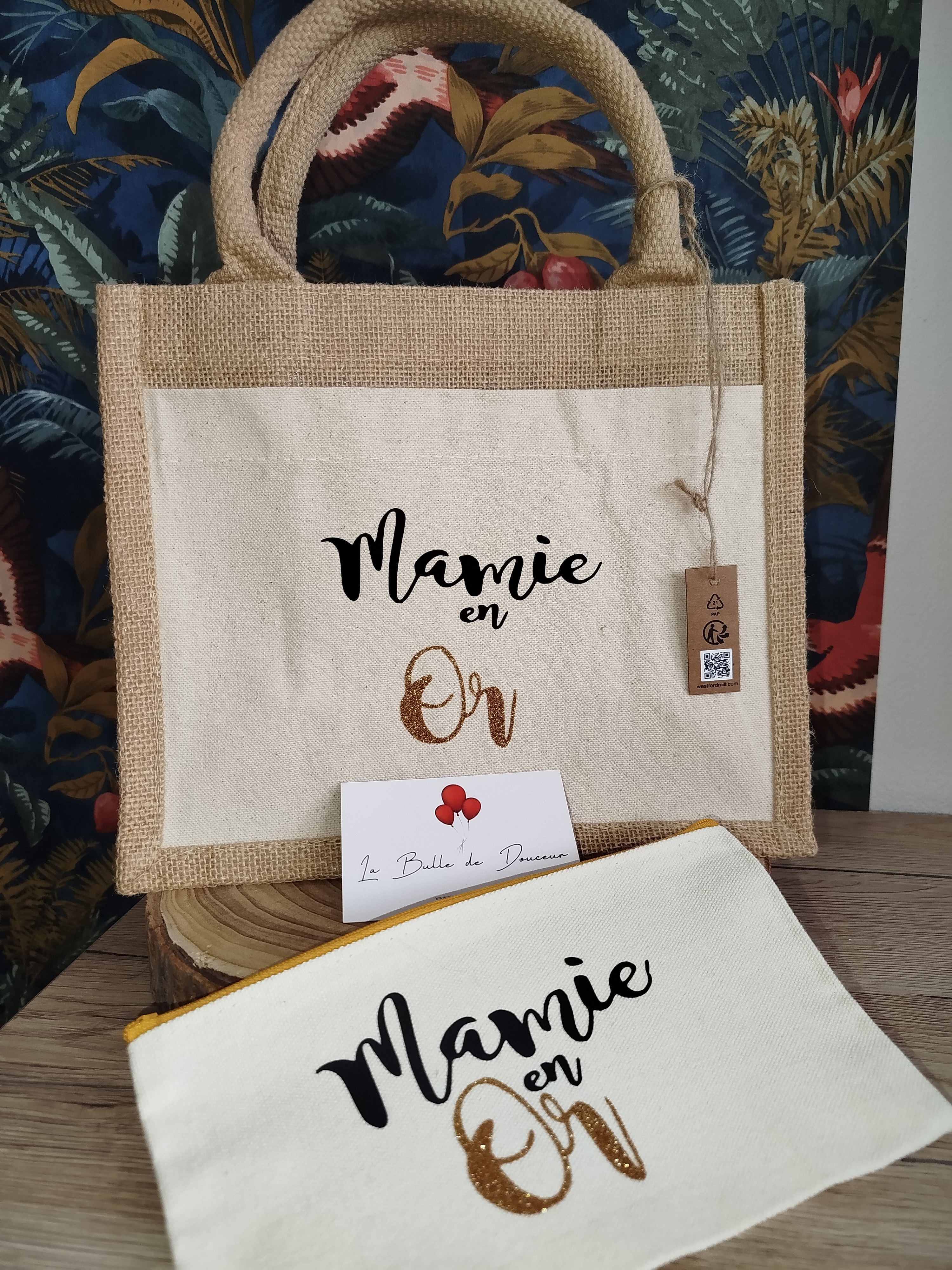 MAMIE EN OR SAC ET POCHETTE