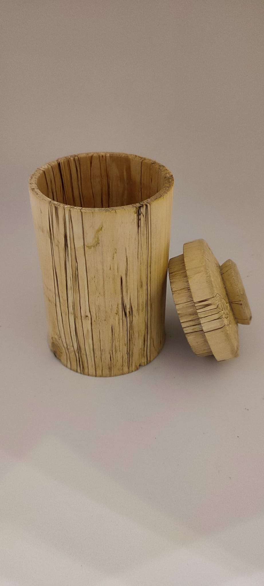 Boite en bouleau échauffé