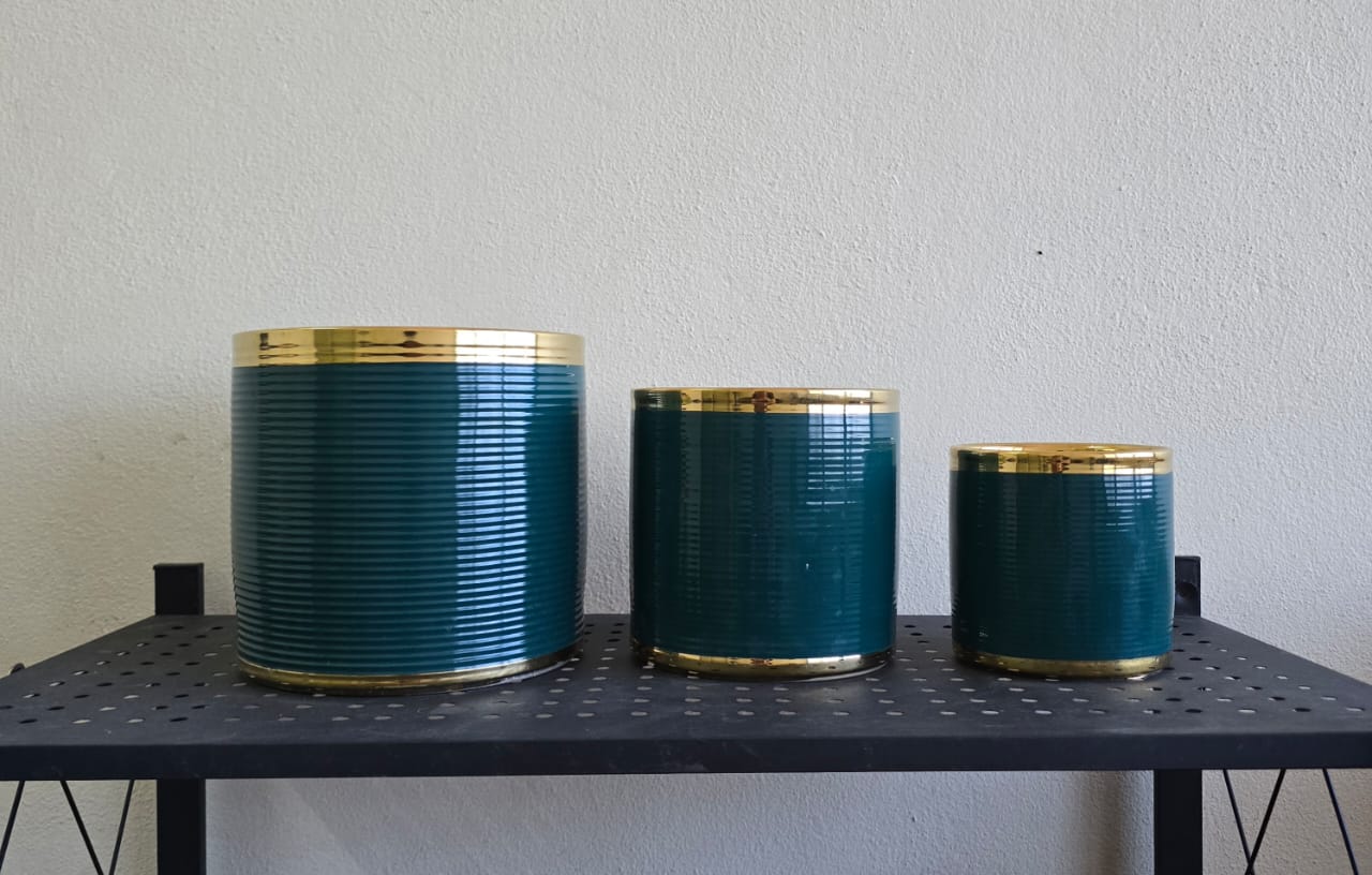 Green & Gold Decorative Cylindrical Pot